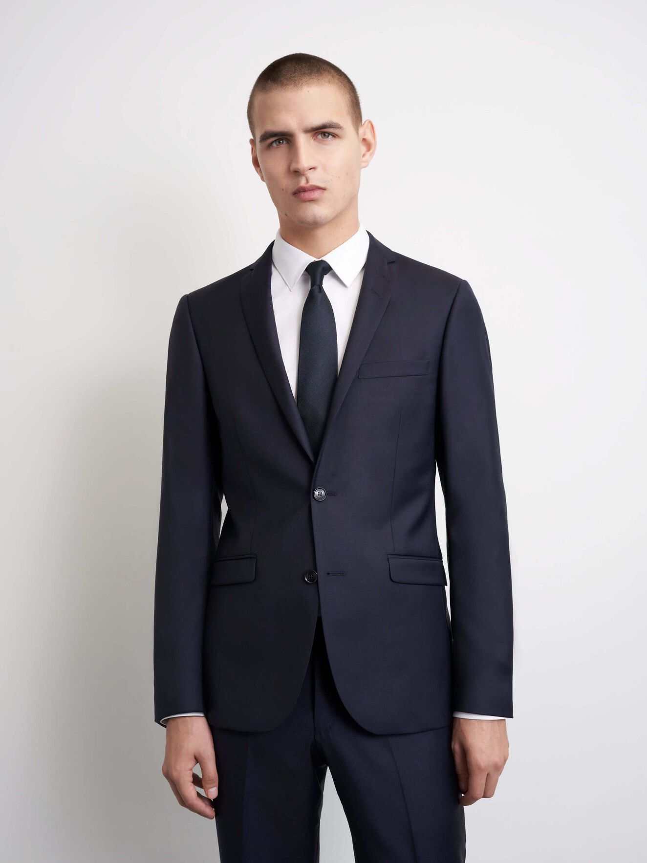 Jarrie Blazer (Short Size) in Light Ink from Tiger of Sweden Jarrie Blazer (Short Size) in Light Ink from Tiger of Sweden