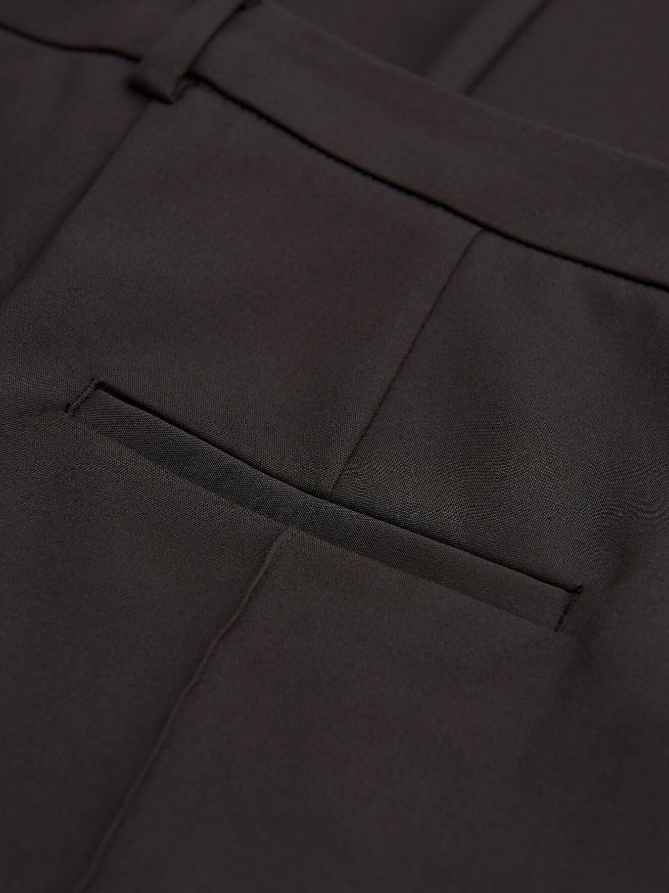 Bari Trousers in Black from Tiger of Sweden Bari Trousers in Black from Tiger of Sweden