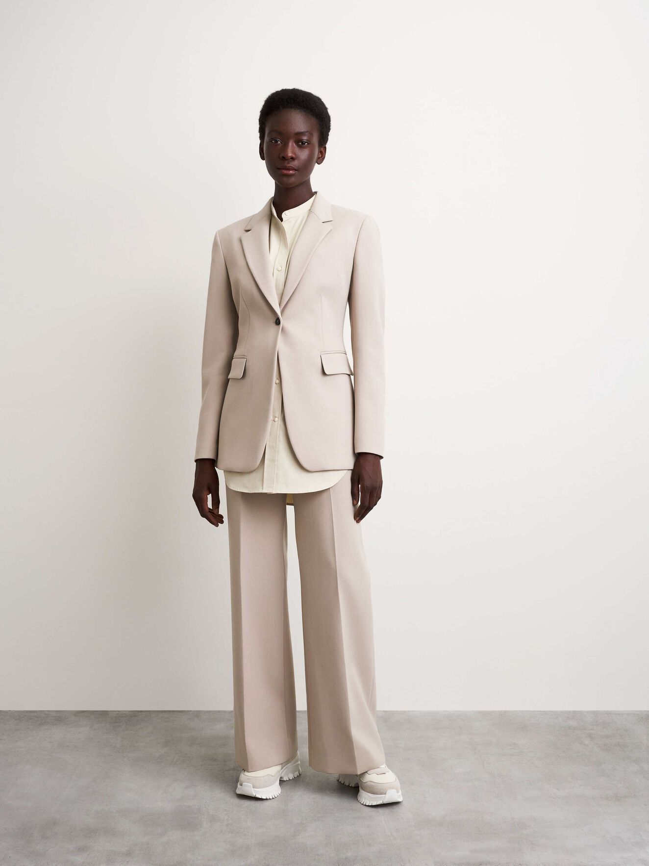 Narina Suit in from Tiger of Sweden Narina Suit in from Tiger of Sweden