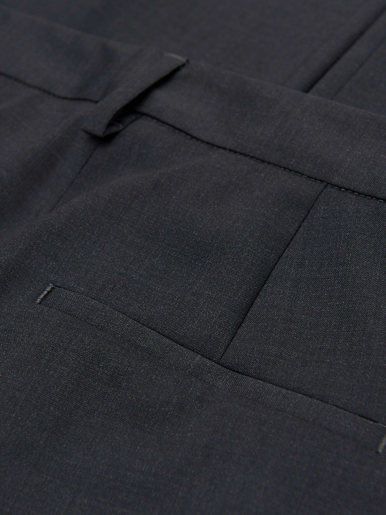 Pansie Trousers in Dark grey Mel from Tiger of Sweden Pansie Trousers in Dark grey Mel from Tiger of Sweden