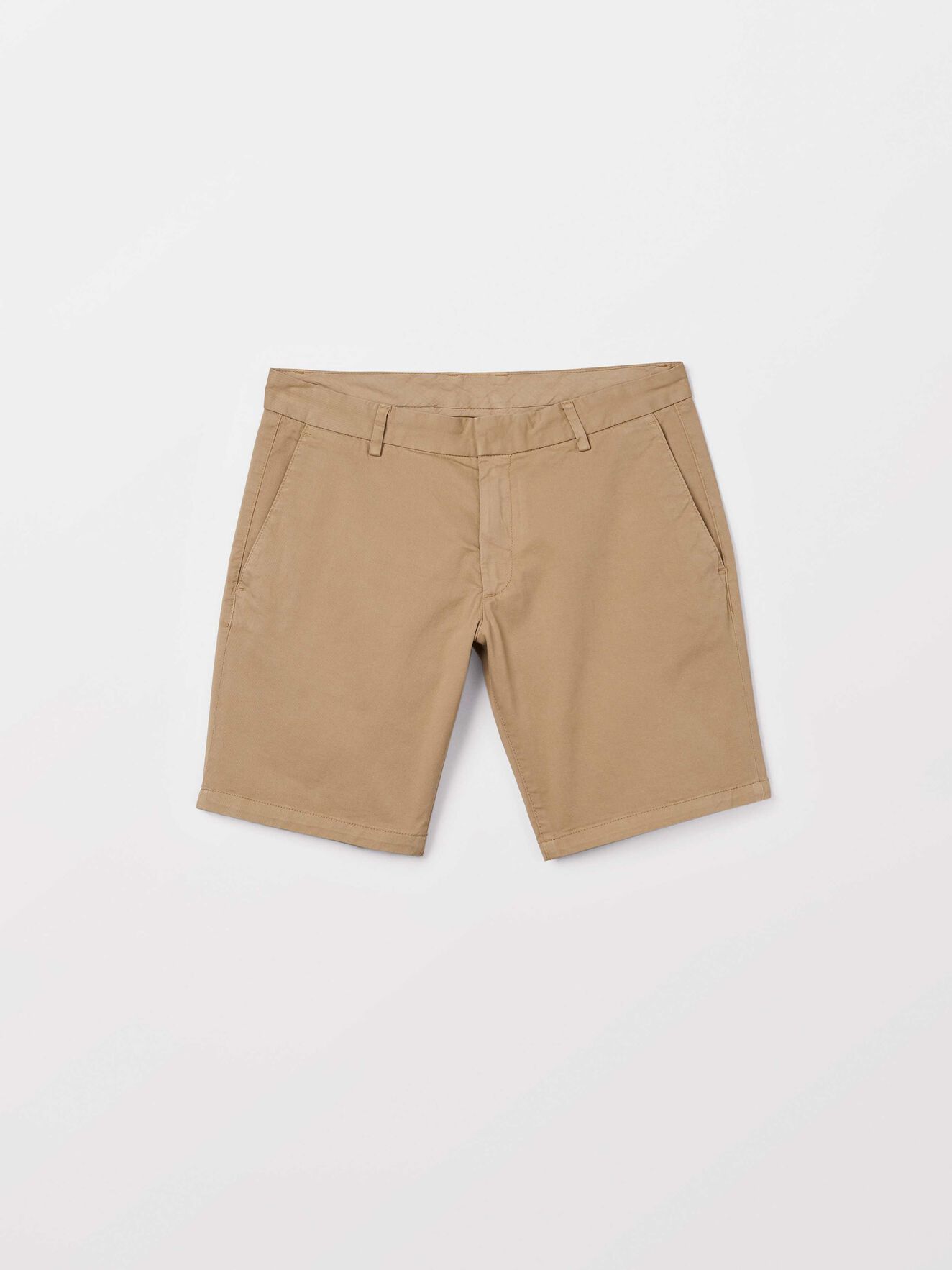 Hills 6Ppt Shorts in Dark Sand from Tiger of Sweden Hills 6Ppt Shorts in Dark Sand from Tiger of Sweden