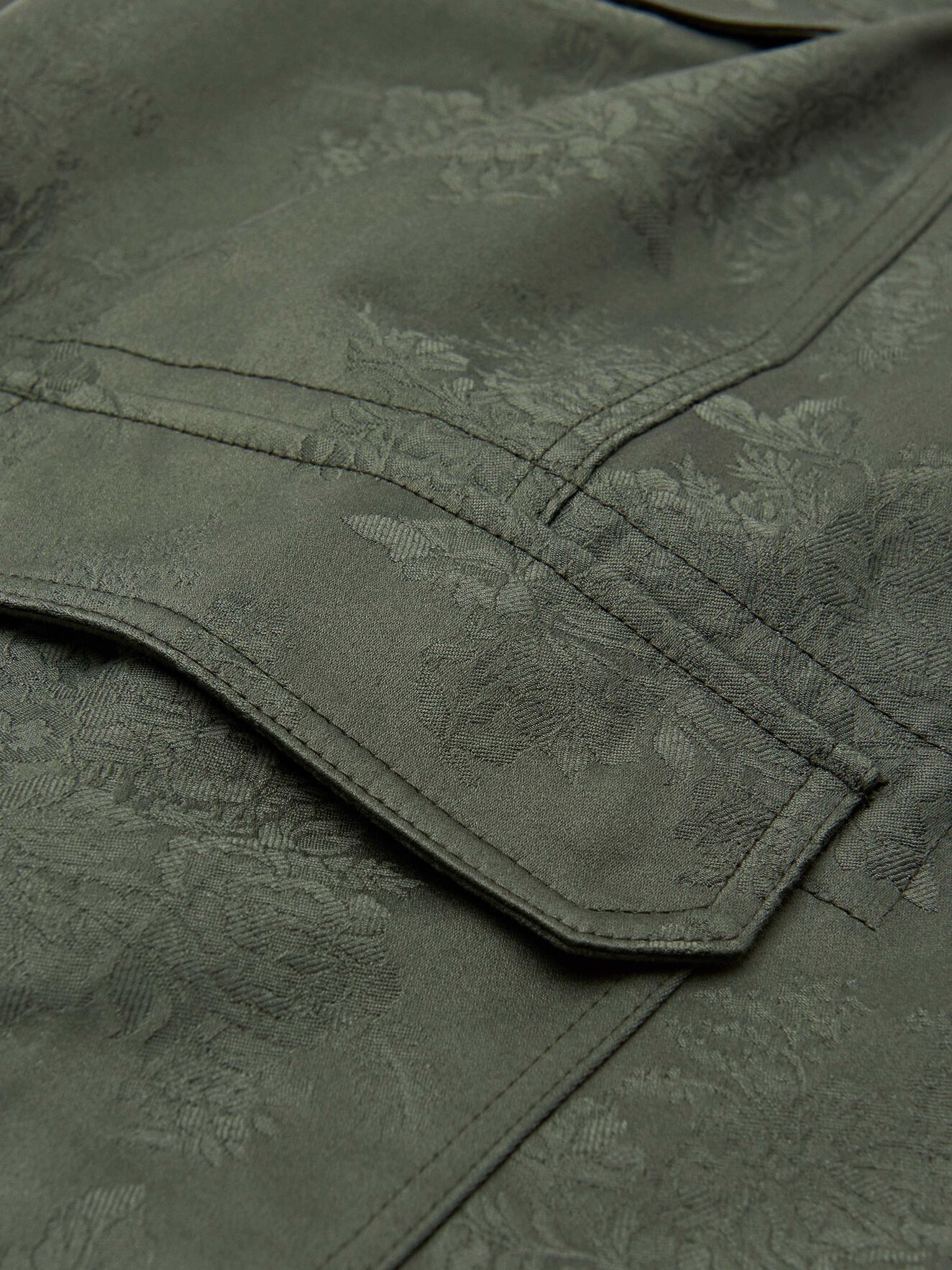 Tool Trousers in Dark Green from Tiger of Sweden Tool Trousers in Dark Green from Tiger of Sweden