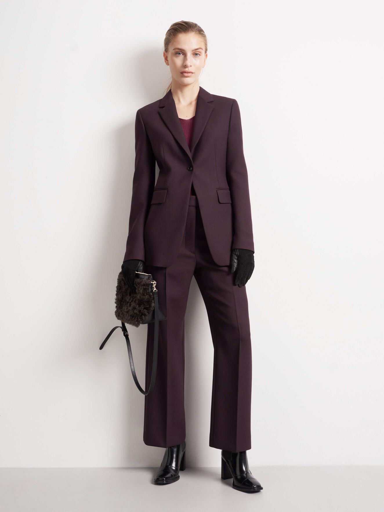 Narina Suit in from Tiger of Sweden Narina Suit in from Tiger of Sweden