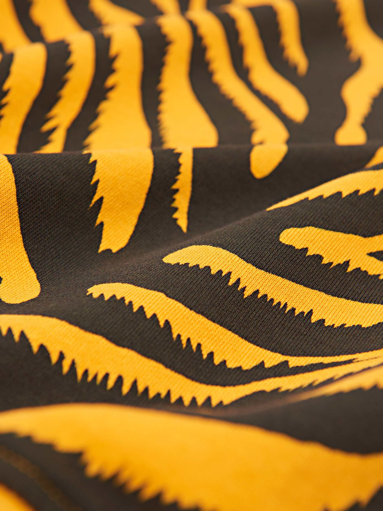 Tana T Sweatshirt in Print from Tiger of Sweden Tana T Sweatshirt in Print from Tiger of Sweden