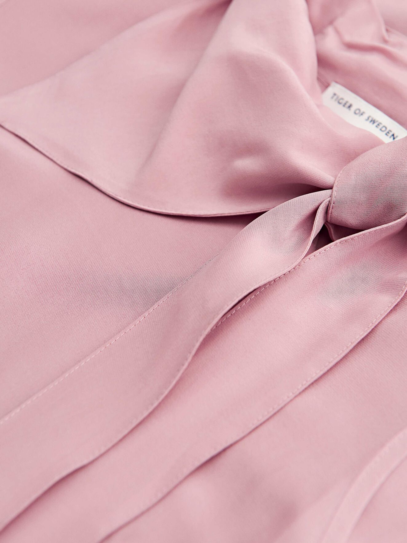 Saarburg Dress in Gents Pink from Tiger of Sweden Saarburg Dress in Gents Pink from Tiger of Sweden