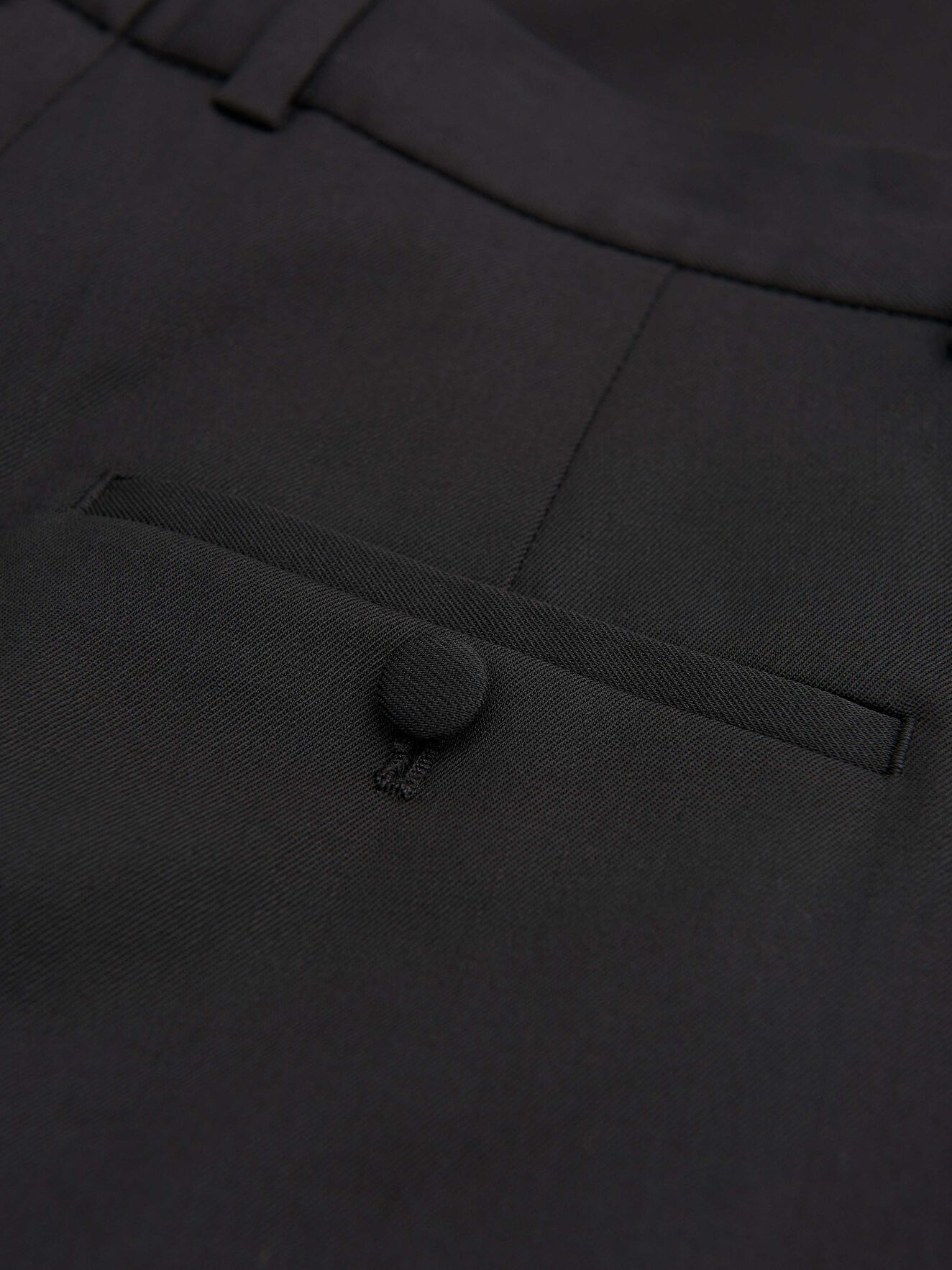 Rodez Trousers in Black from Tiger of Sweden Rodez Trousers in Black from Tiger of Sweden