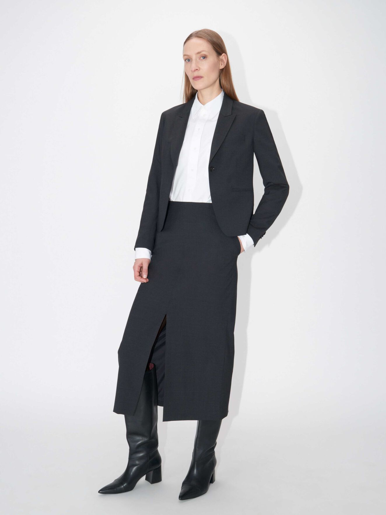 Blazer Tesse in Dark grey Mel from Tiger of Sweden Blazer Tesse in Dark grey Mel from Tiger of Sweden
