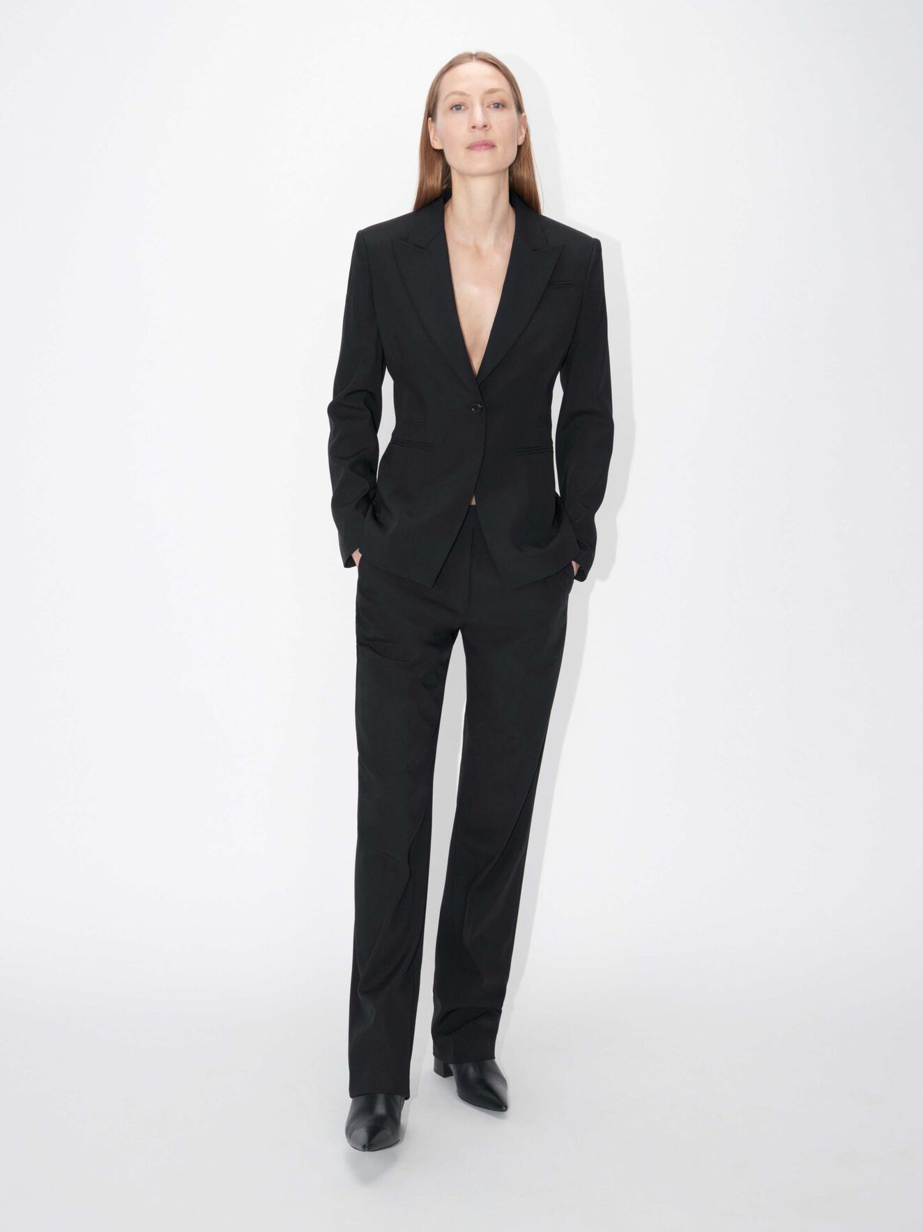 Yarrow Blazer in Midnight Black from Tiger of Sweden Yarrow Blazer in Midnight Black from Tiger of Sweden