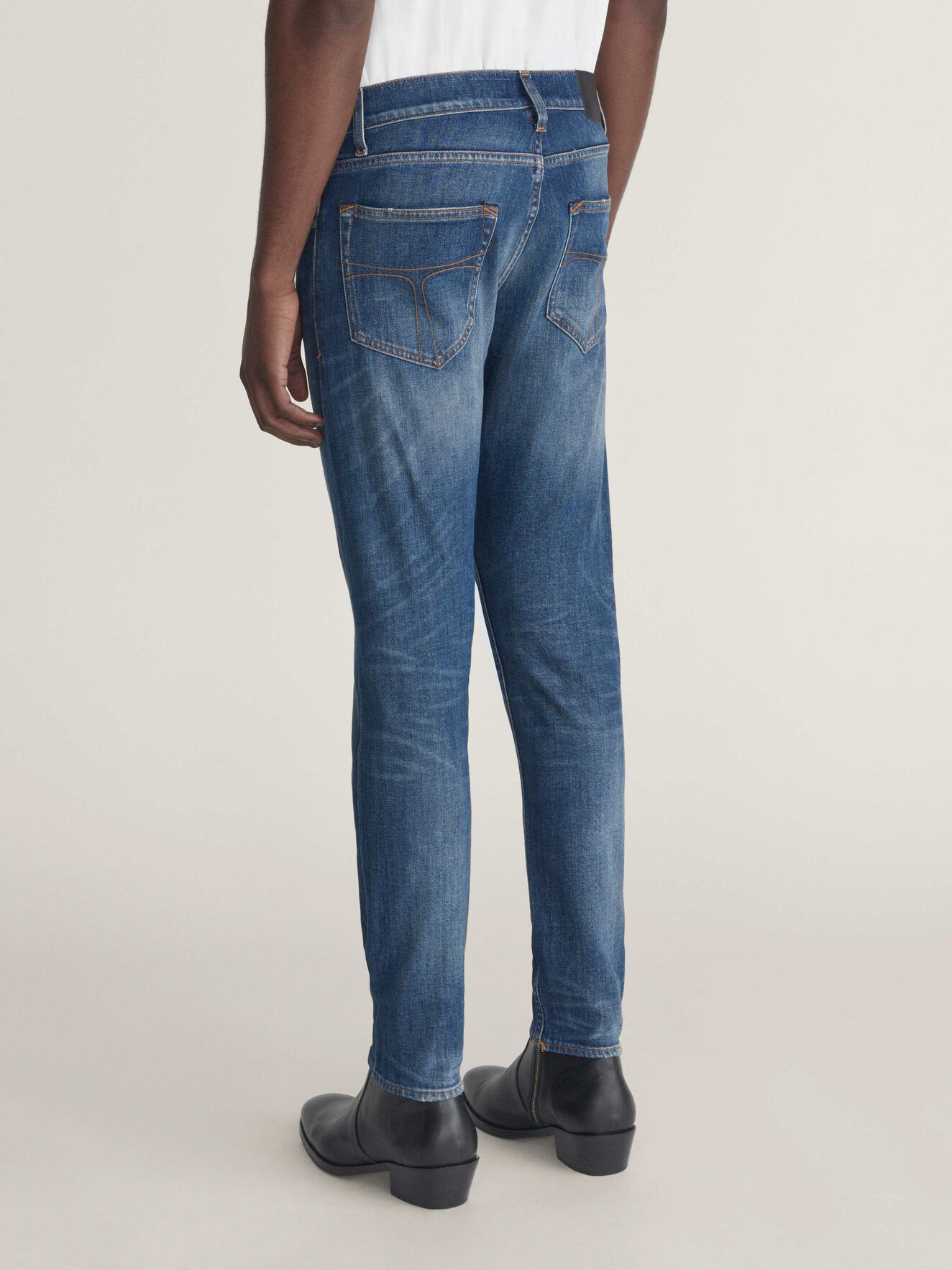 Pistolero jeans in Light blue from Tiger of Sweden Pistolero jeans in Light blue from Tiger of Sweden