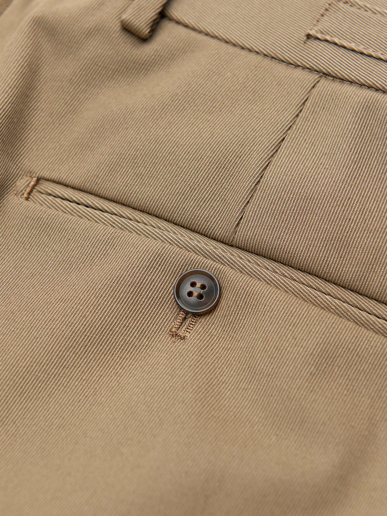 Travon Shorts in Peru from Tiger of Sweden Travon Shorts in Peru from Tiger of Sweden