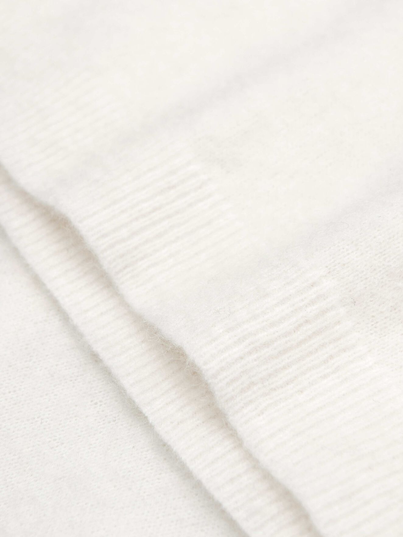Moonflower Pullover in Pure white from Tiger of Sweden Moonflower Pullover in Pure white from Tiger of Sweden