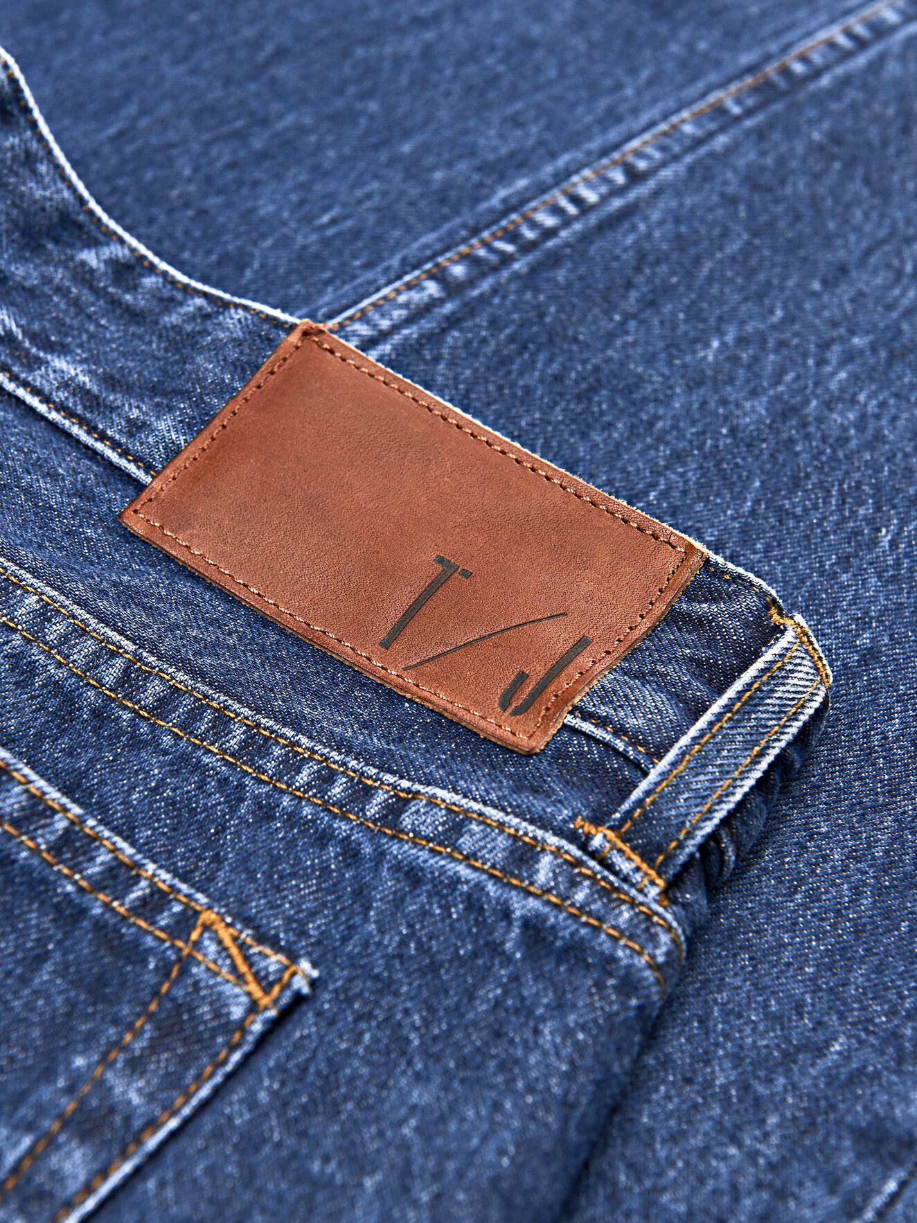 Alex Jeans in Medium Blue from Tiger of Sweden Alex Jeans in Medium Blue from Tiger of Sweden