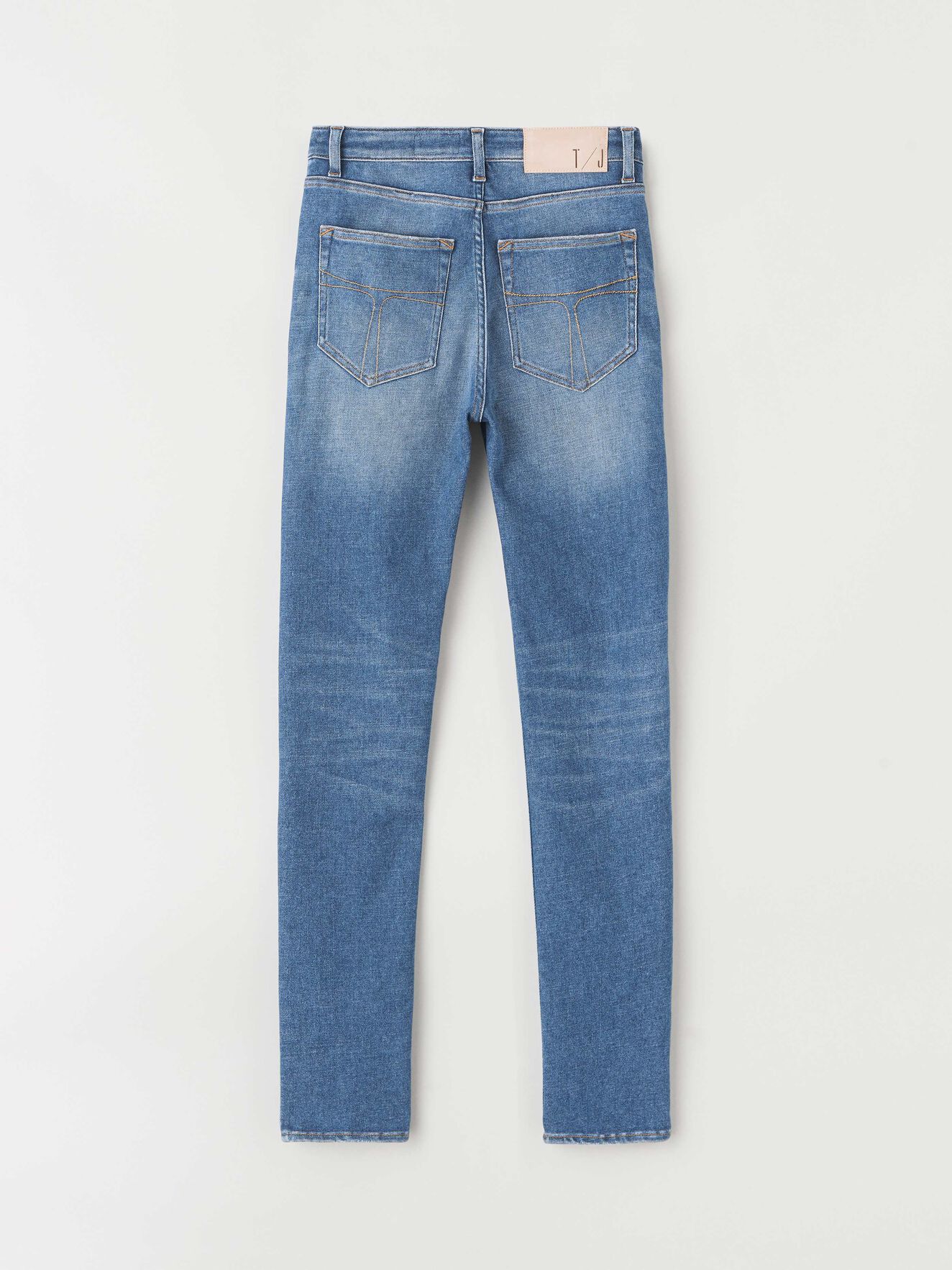 Shelly Jeans in Dust blue from Tiger of Sweden Shelly Jeans in Dust blue from Tiger of Sweden