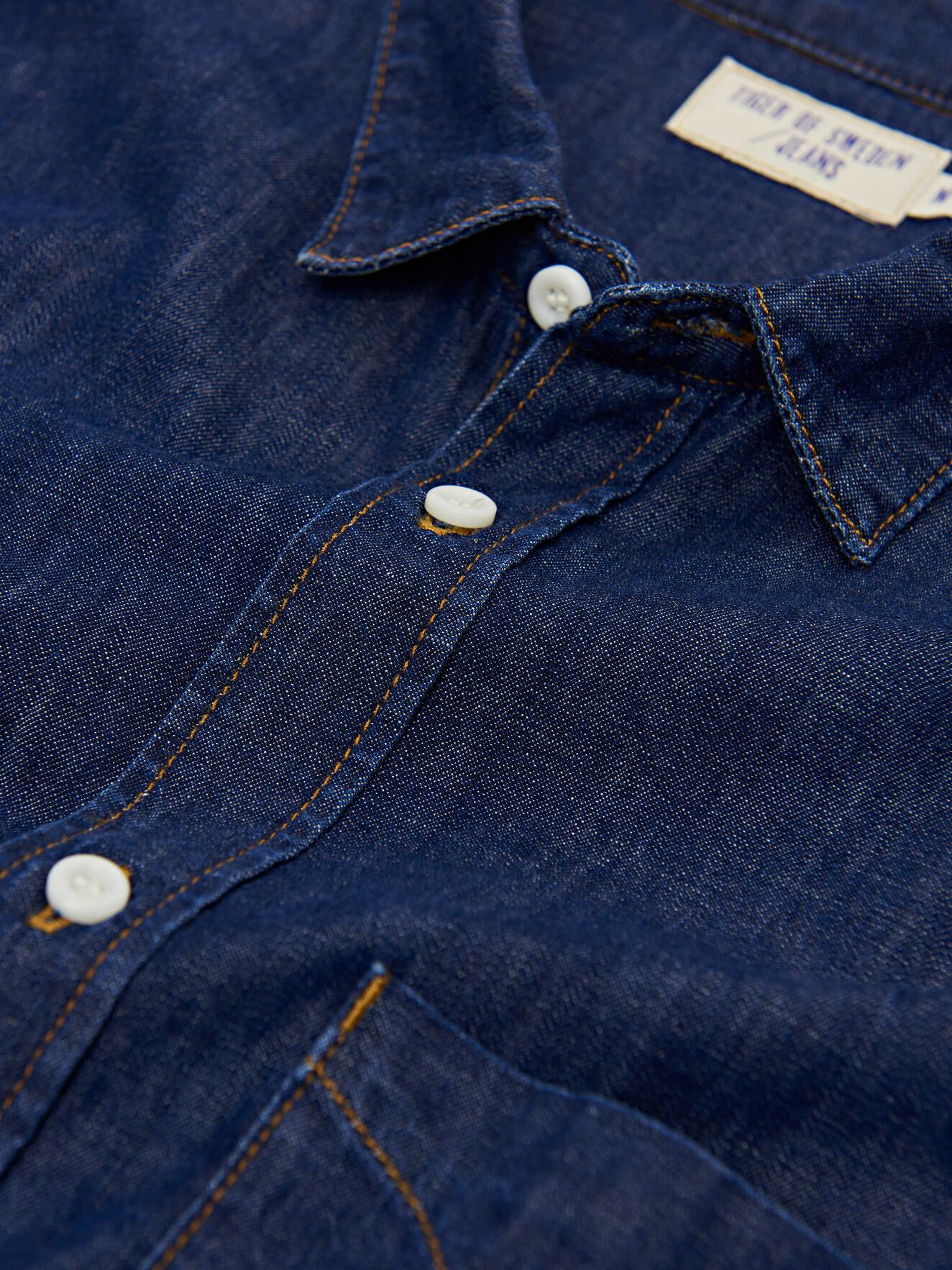 Sid Shirt in Midnight blue from Tiger of Sweden Sid Shirt in Midnight blue from Tiger of Sweden