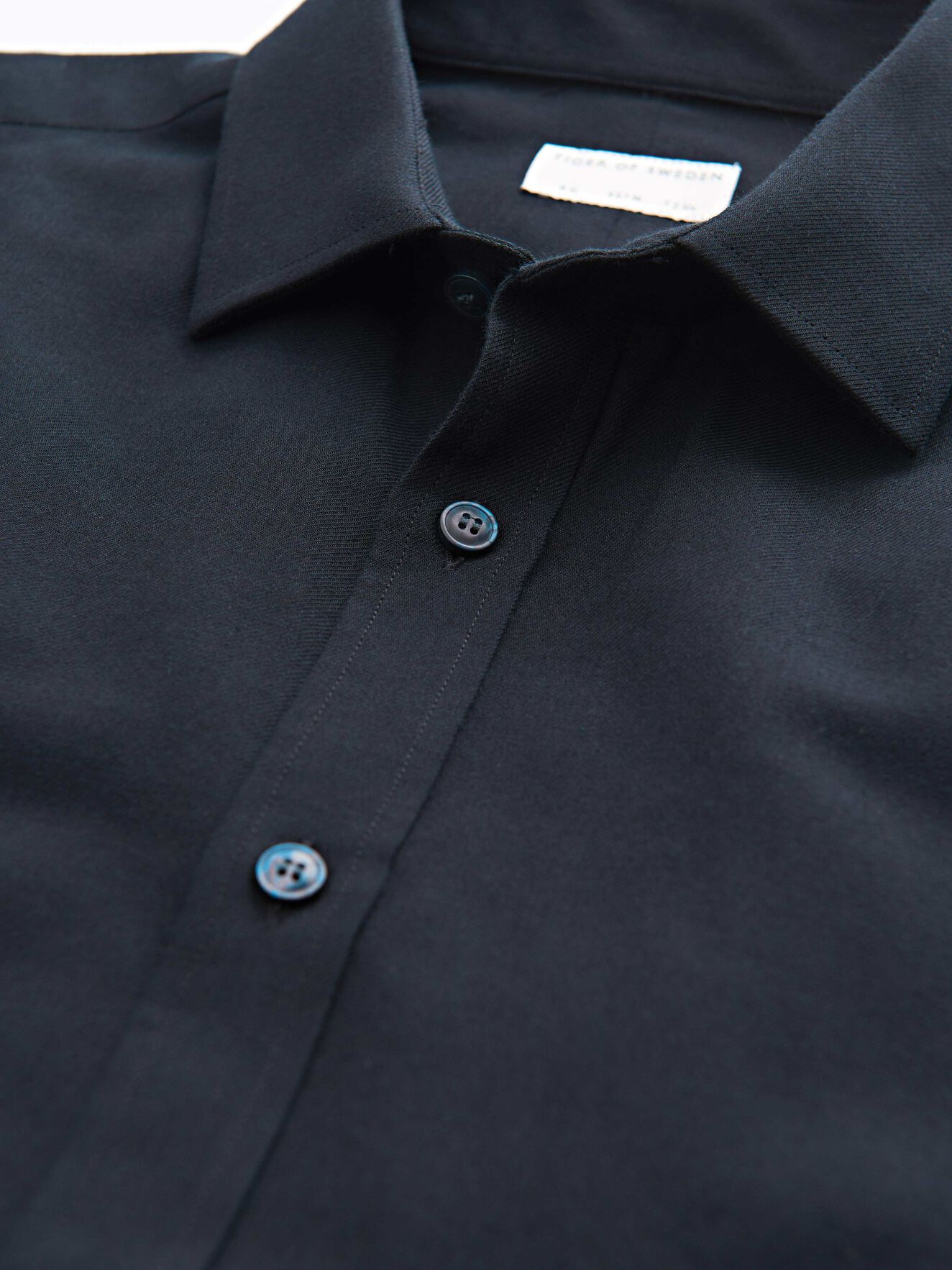 Chemise Fridolf in Light Ink from Tiger of Sweden Chemise Fridolf in Light Ink from Tiger of Sweden