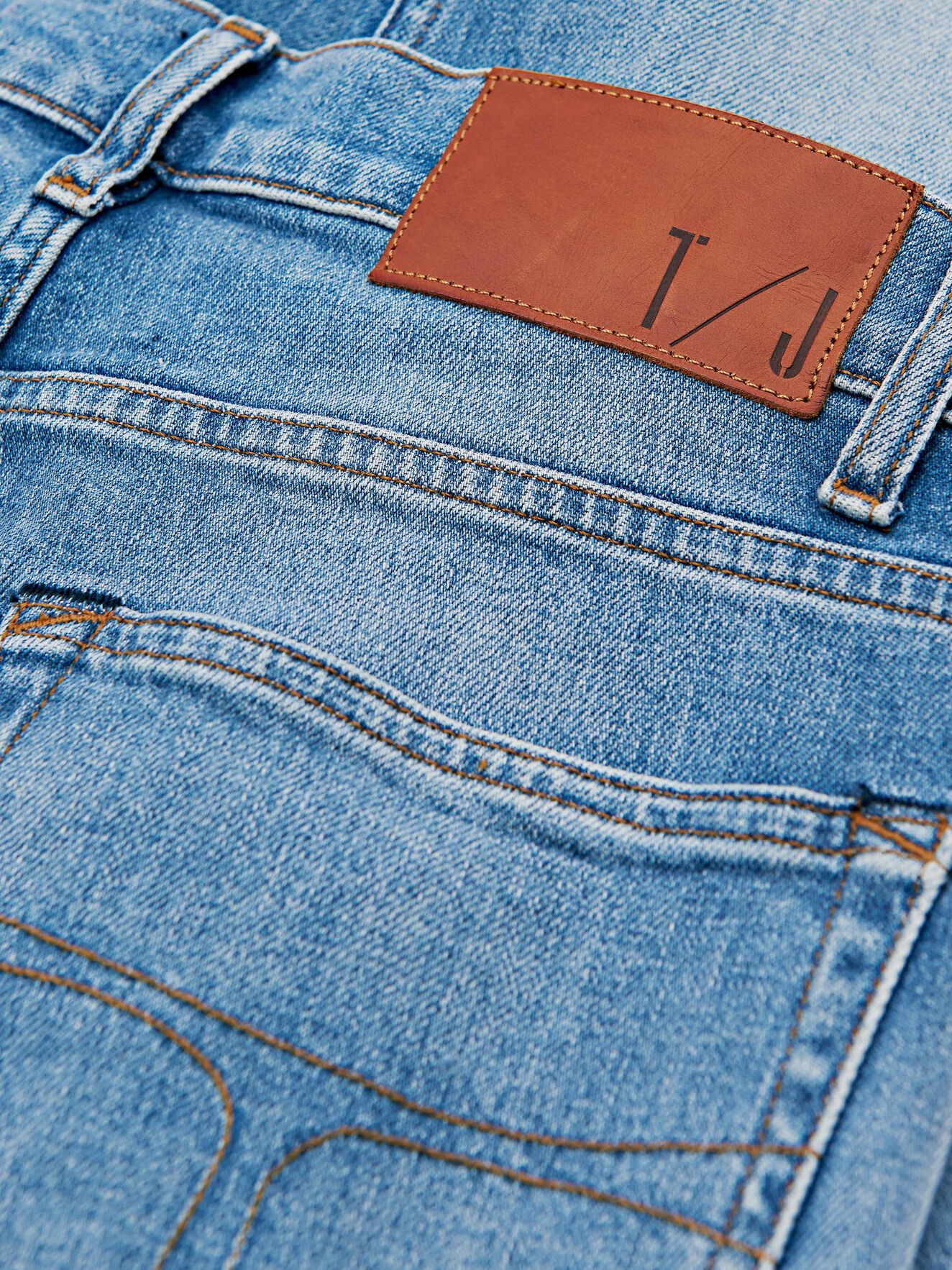 Pistolero Jeans in Light blue from Tiger of Sweden Pistolero Jeans in Light blue from Tiger of Sweden