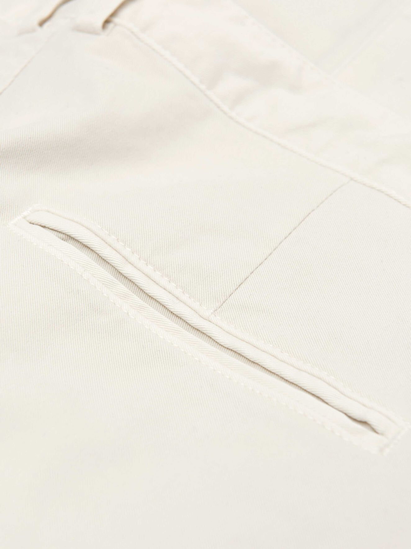 Transit 4 Trousers in Irish Cream from Tiger of Sweden Transit 4 Trousers in Irish Cream from Tiger of Sweden