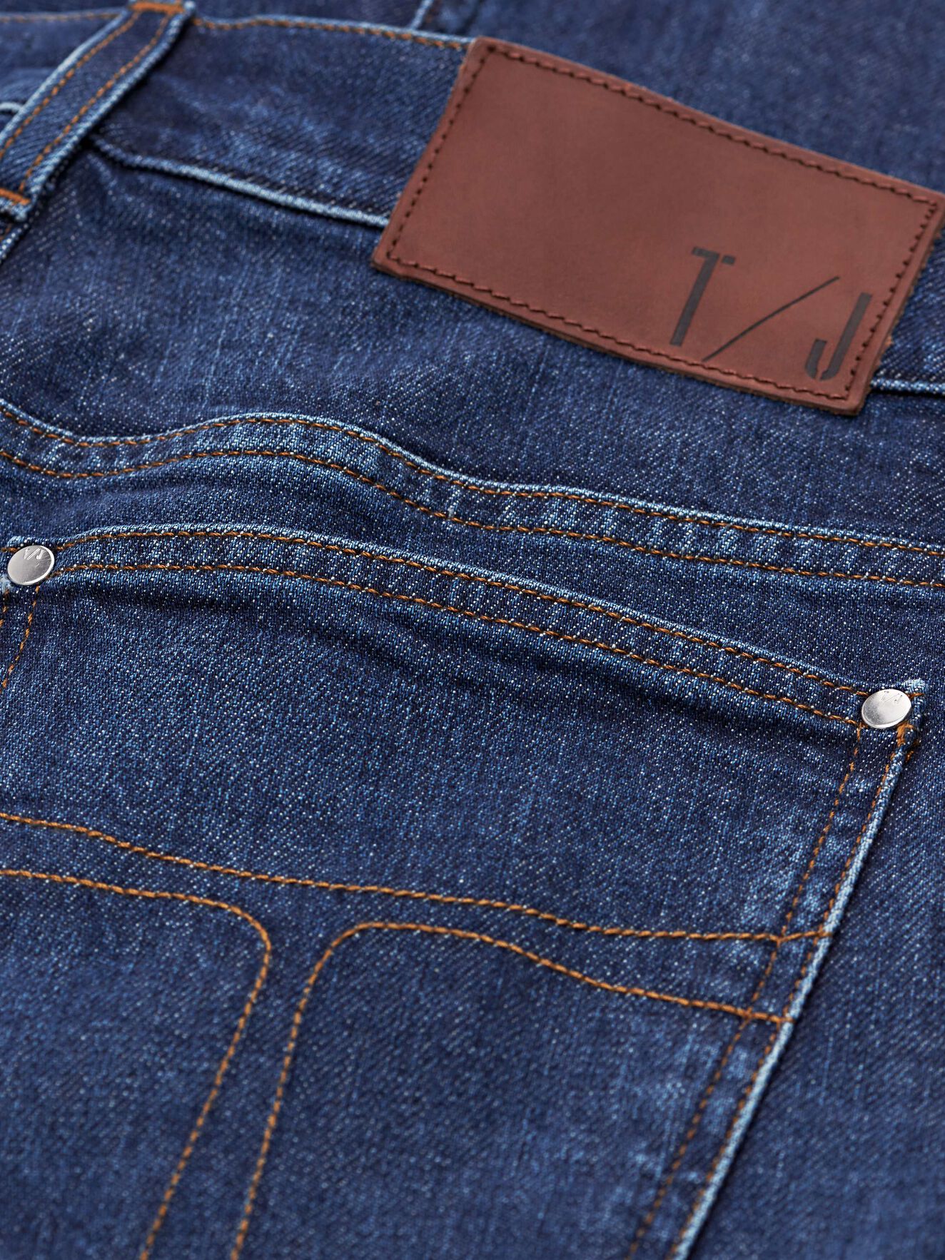 Iggy Jeans in Midnight blue from Tiger of Sweden Iggy Jeans in Midnight blue from Tiger of Sweden