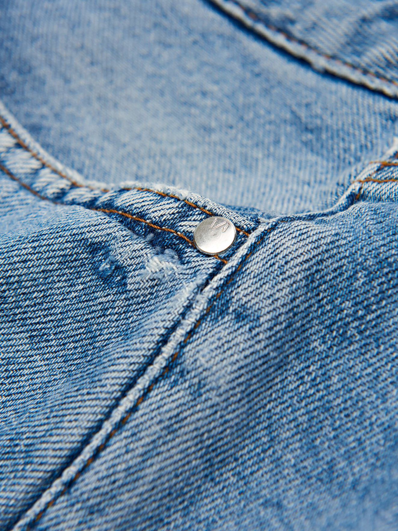 Lexi Shorts in Light blue from Tiger of Sweden Lexi Shorts in Light blue from Tiger of Sweden