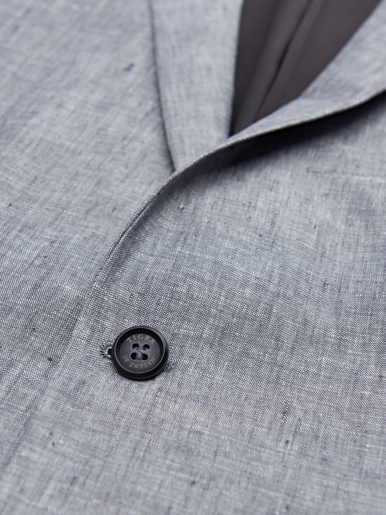 Jile Blazer in Light grey melange from Tiger of Sweden Jile Blazer in Light grey melange from Tiger of Sweden