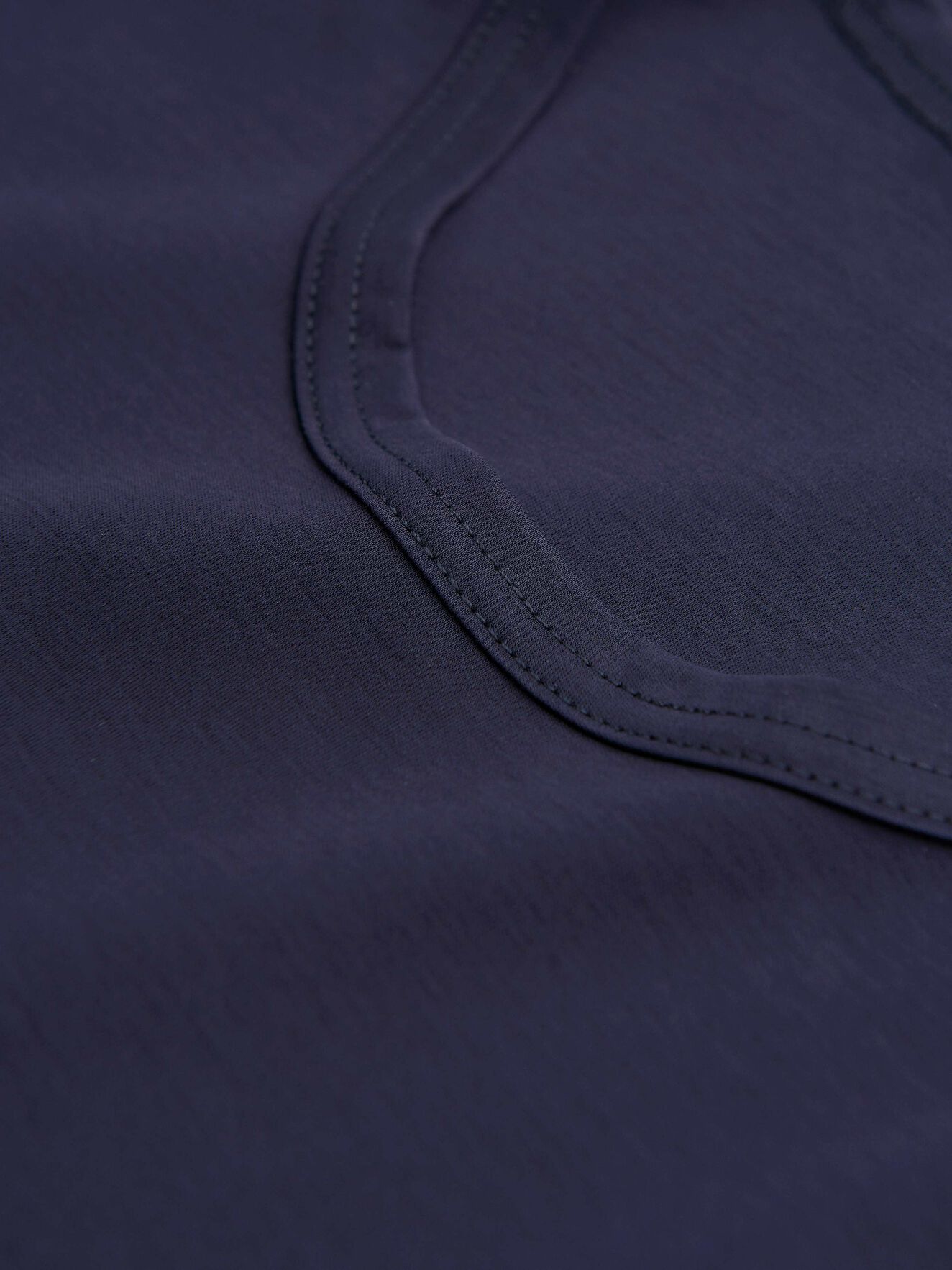 Dain T-shirt in Midnight blue from Tiger of Sweden Dain T-shirt in Midnight blue from Tiger of Sweden