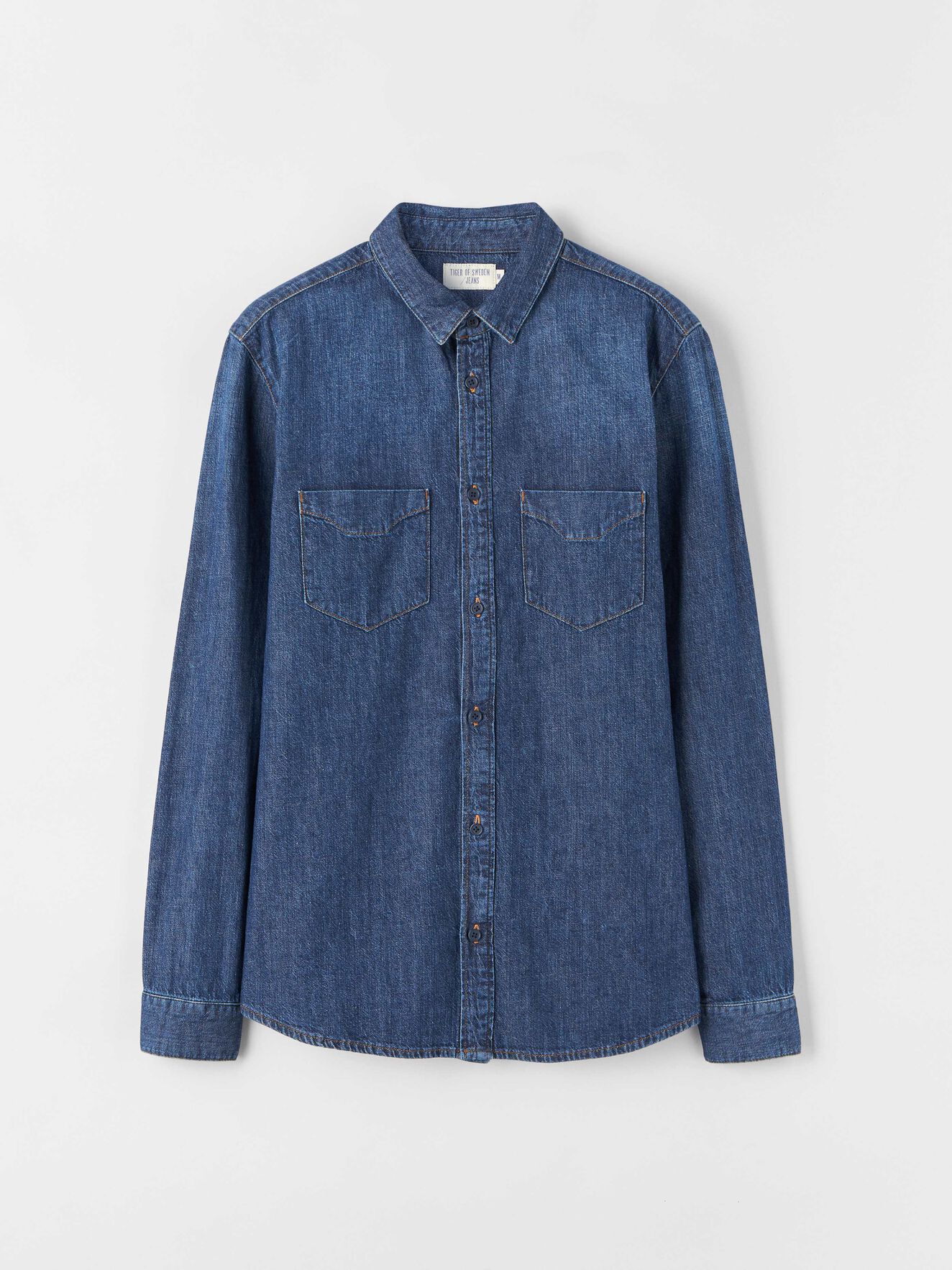 Chemise Sid in Medium Blue from Tiger of Sweden Chemise Sid in Medium Blue from Tiger of Sweden