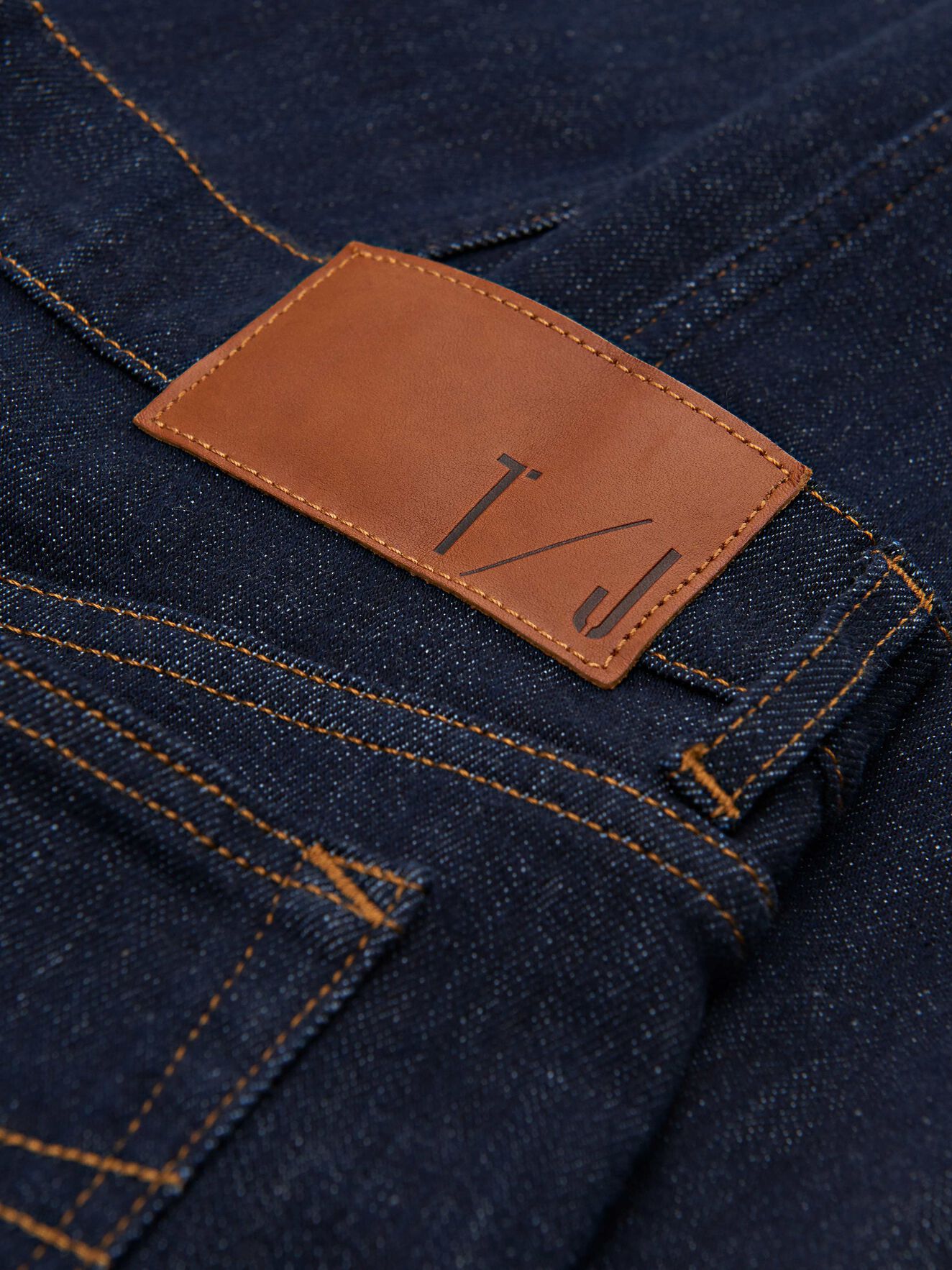 Slim Jeans in Midnight blue from Tiger of Sweden Slim Jeans in Midnight blue from Tiger of Sweden