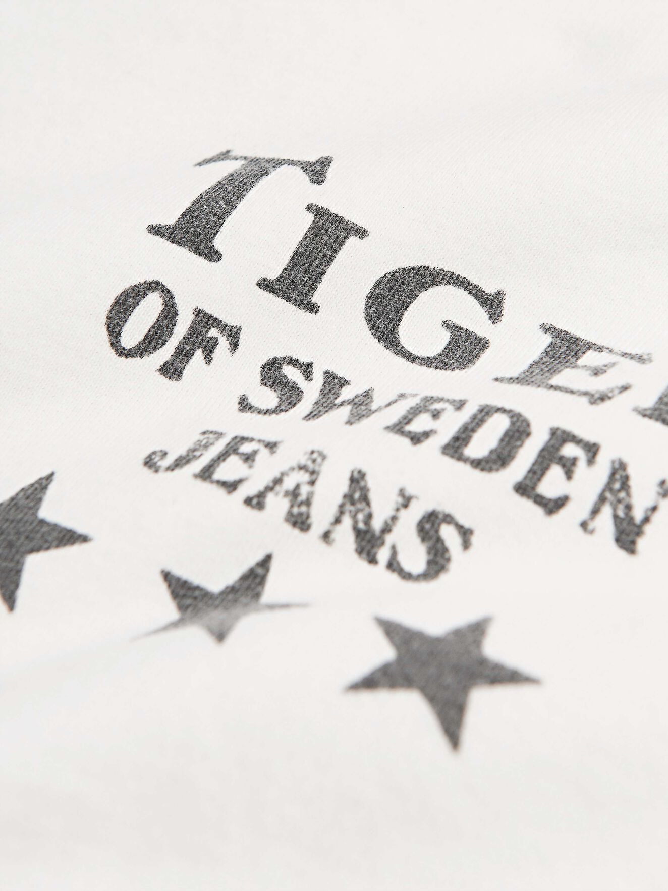 Tano O Sweatshirt in Birch Bark from Tiger of Sweden Tano O Sweatshirt in Birch Bark from Tiger of Sweden