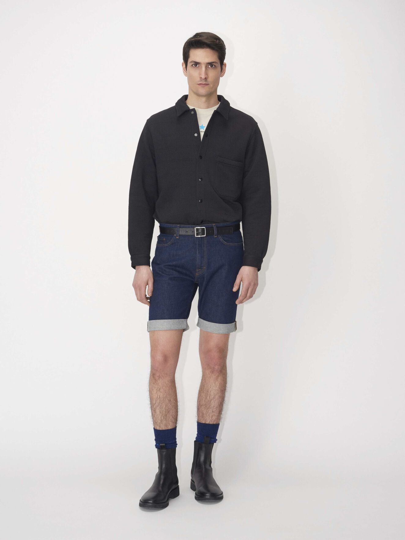 Ash Shorts in Midnight blue from Tiger of Sweden Ash Shorts in Midnight blue from Tiger of Sweden