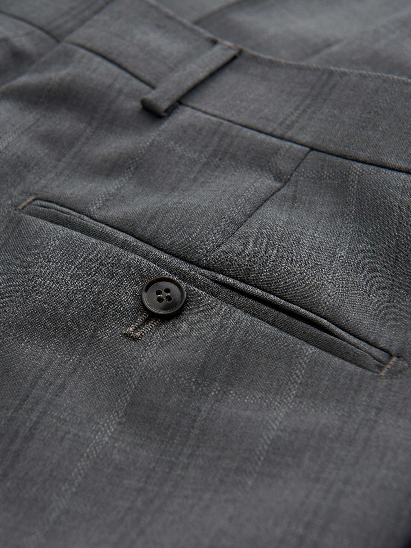 Tordon Trousers in Med Grey Mel from Tiger of Sweden Tordon Trousers in Med Grey Mel from Tiger of Sweden