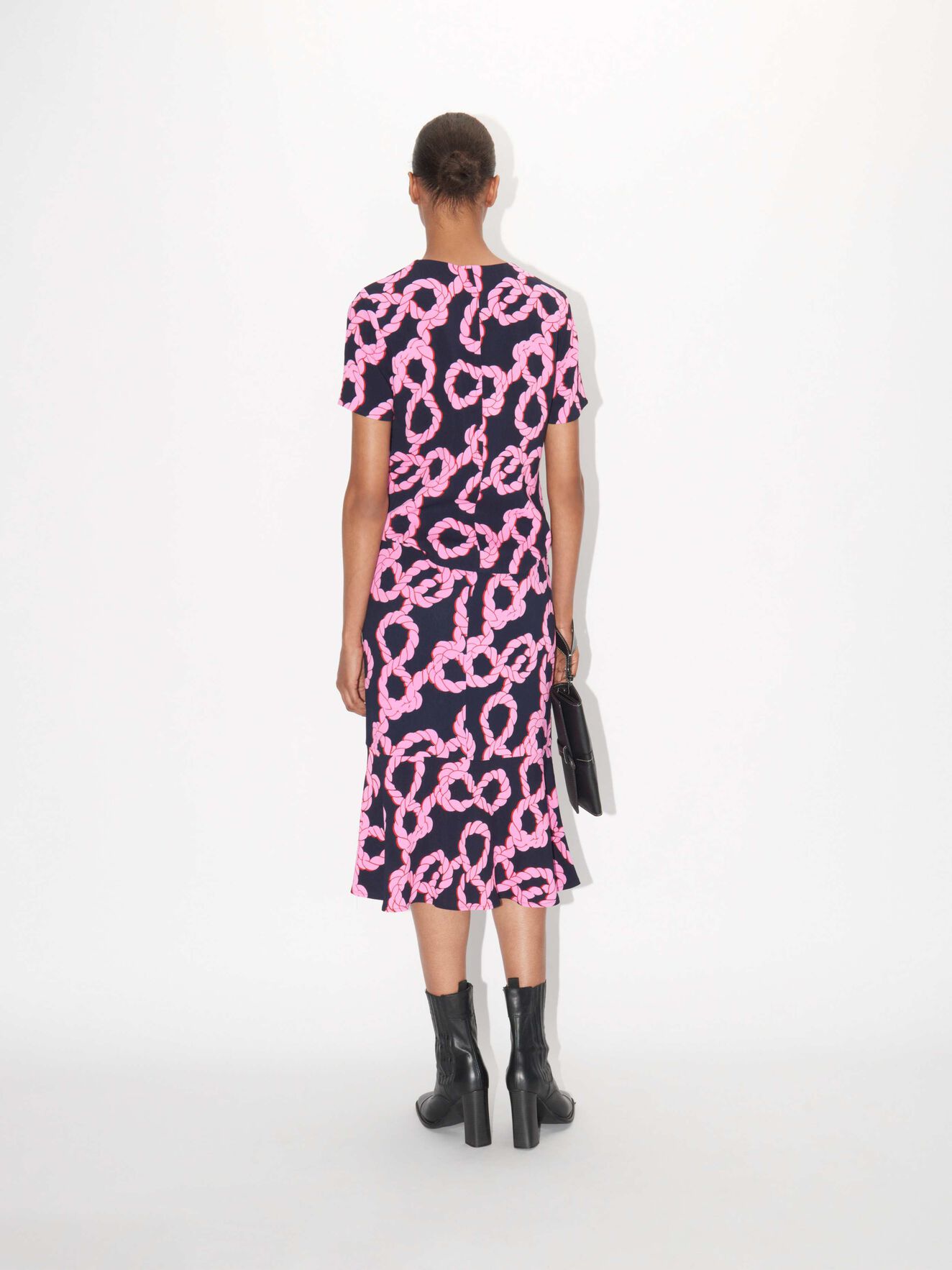 Joanna Top in ARTWORK from Tiger of Sweden Joanna Top in ARTWORK from Tiger of Sweden