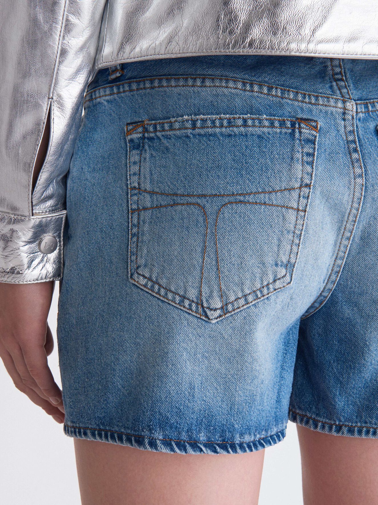 Lexi Shorts in Light blue from Tiger of Sweden Lexi Shorts in Light blue from Tiger of Sweden