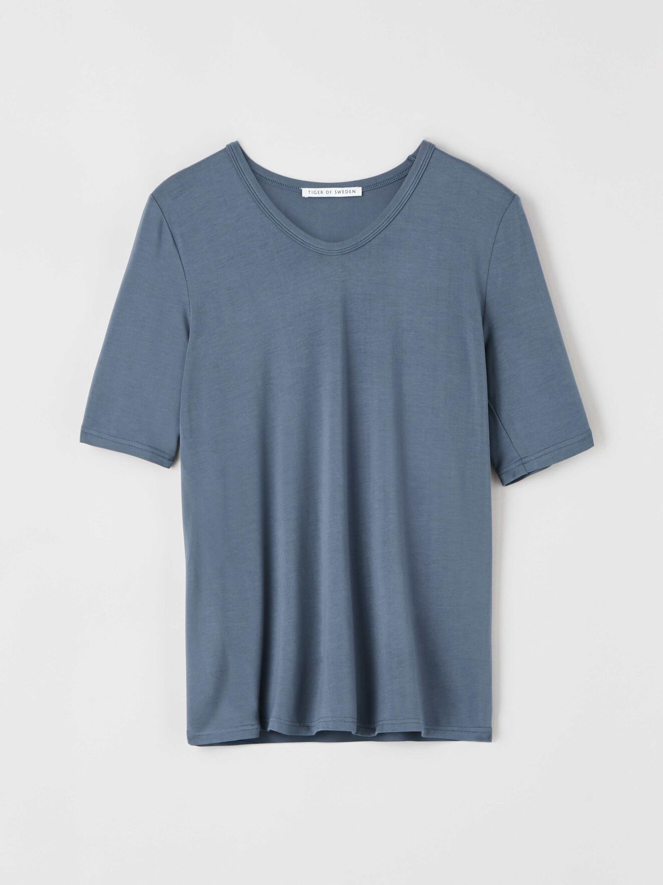 Centaurea T-Shirt in Steel grey from Tiger of Sweden Centaurea T-Shirt in Steel grey from Tiger of Sweden