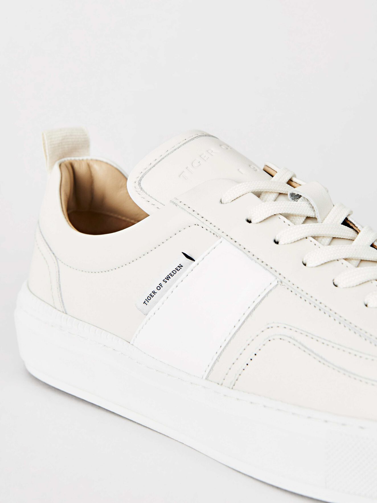 Salo sneakers in Off White from Tiger of Sweden Salo sneakers in Off White from Tiger of Sweden