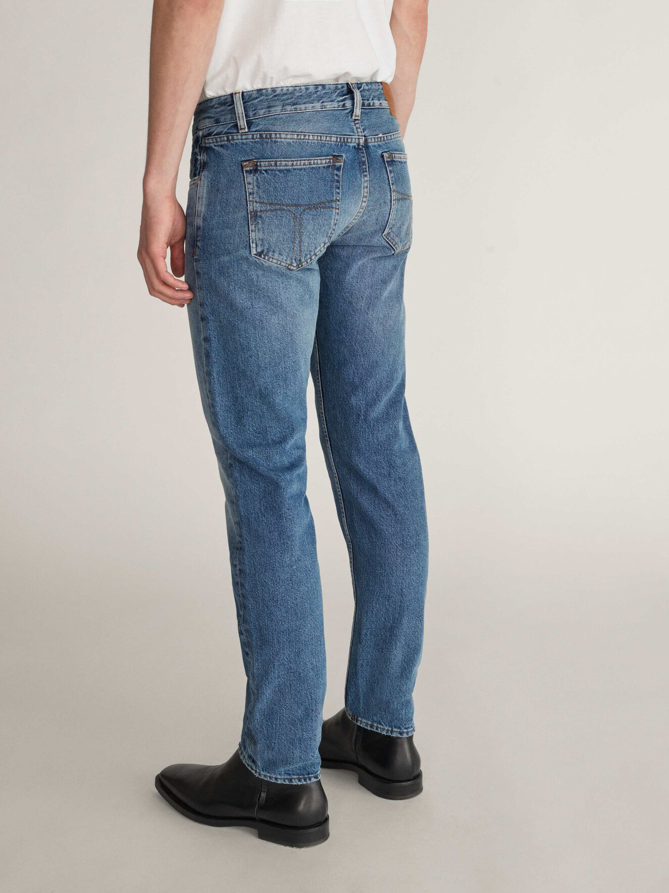 Alex Jeans in Medium Blue from Tiger of Sweden Alex Jeans in Medium Blue from Tiger of Sweden