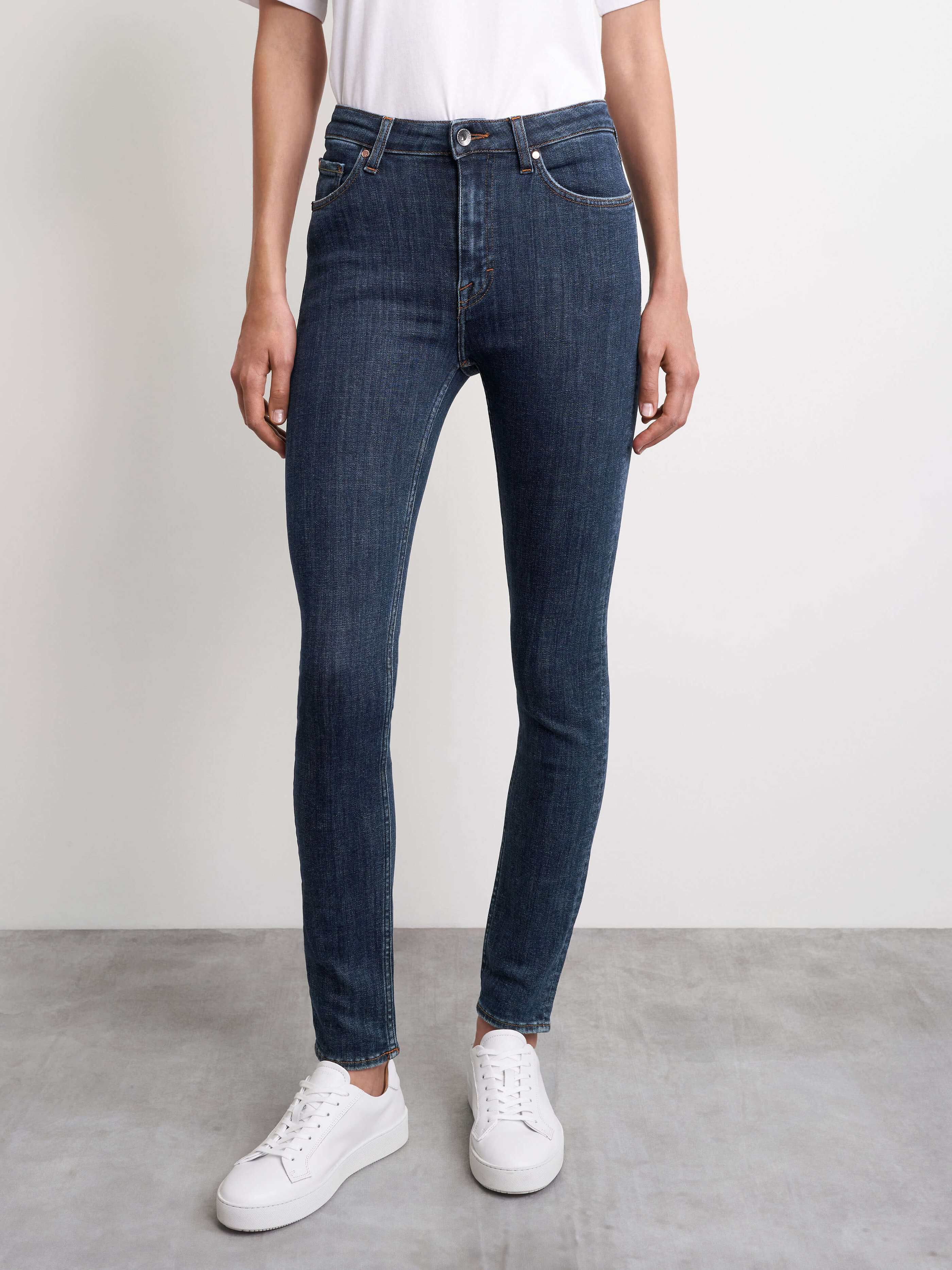 Shelly Jeans - Buy online