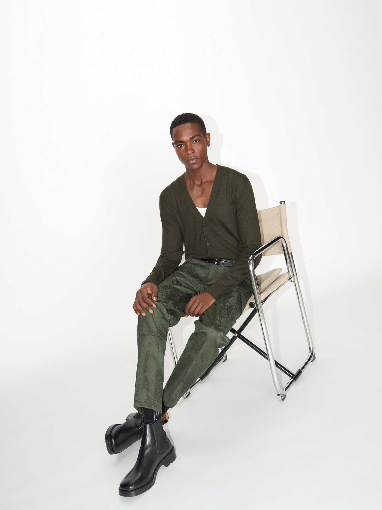 Tool Trousers in Dark Green from Tiger of Sweden Tool Trousers in Dark Green from Tiger of Sweden