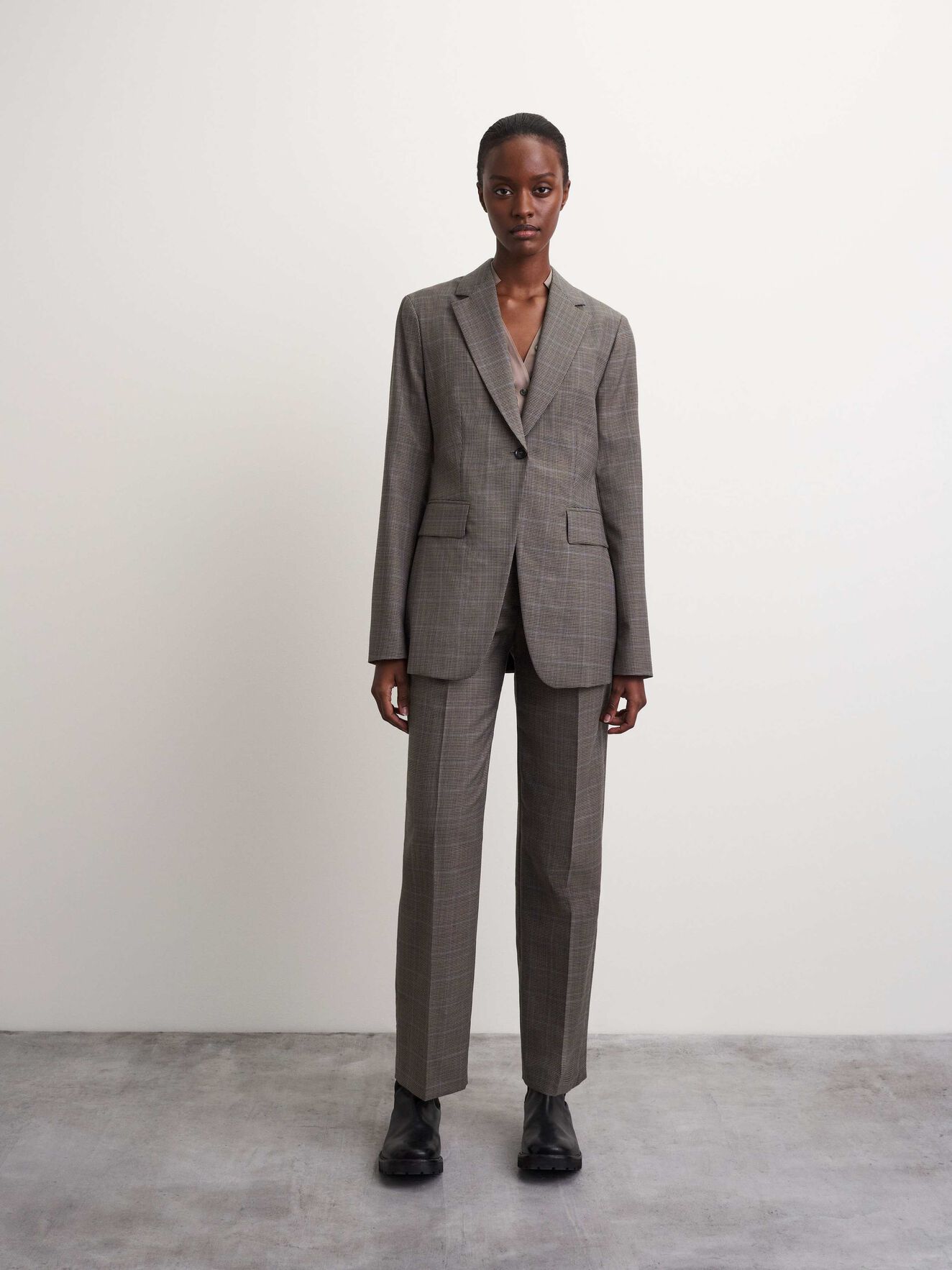 Narina Suit in from Tiger of Sweden Narina Suit in from Tiger of Sweden
