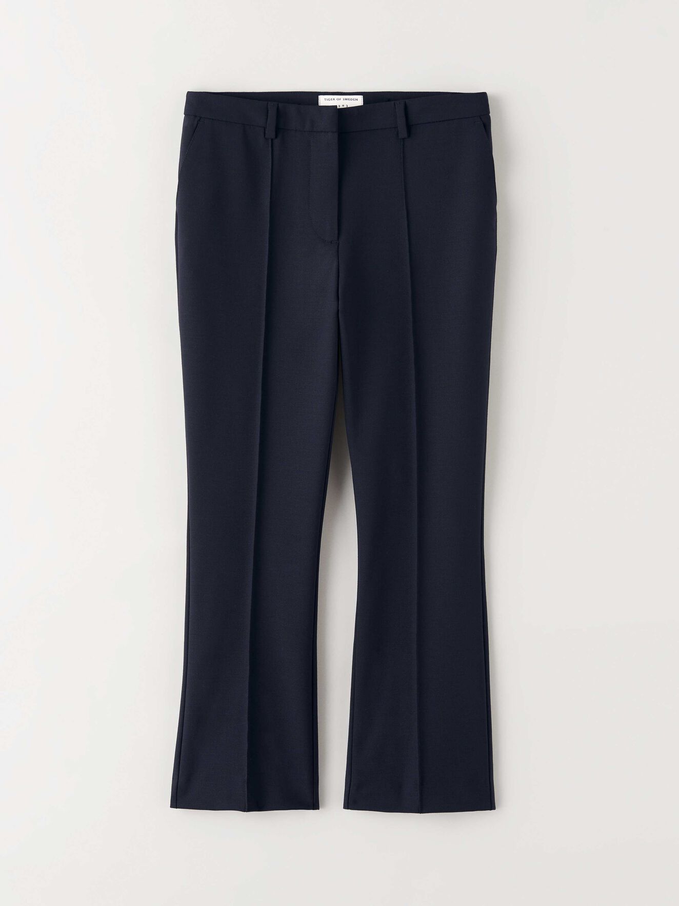 Bari W Trousers in Midnight blue from Tiger of Sweden Bari W Trousers in Midnight blue from Tiger of Sweden