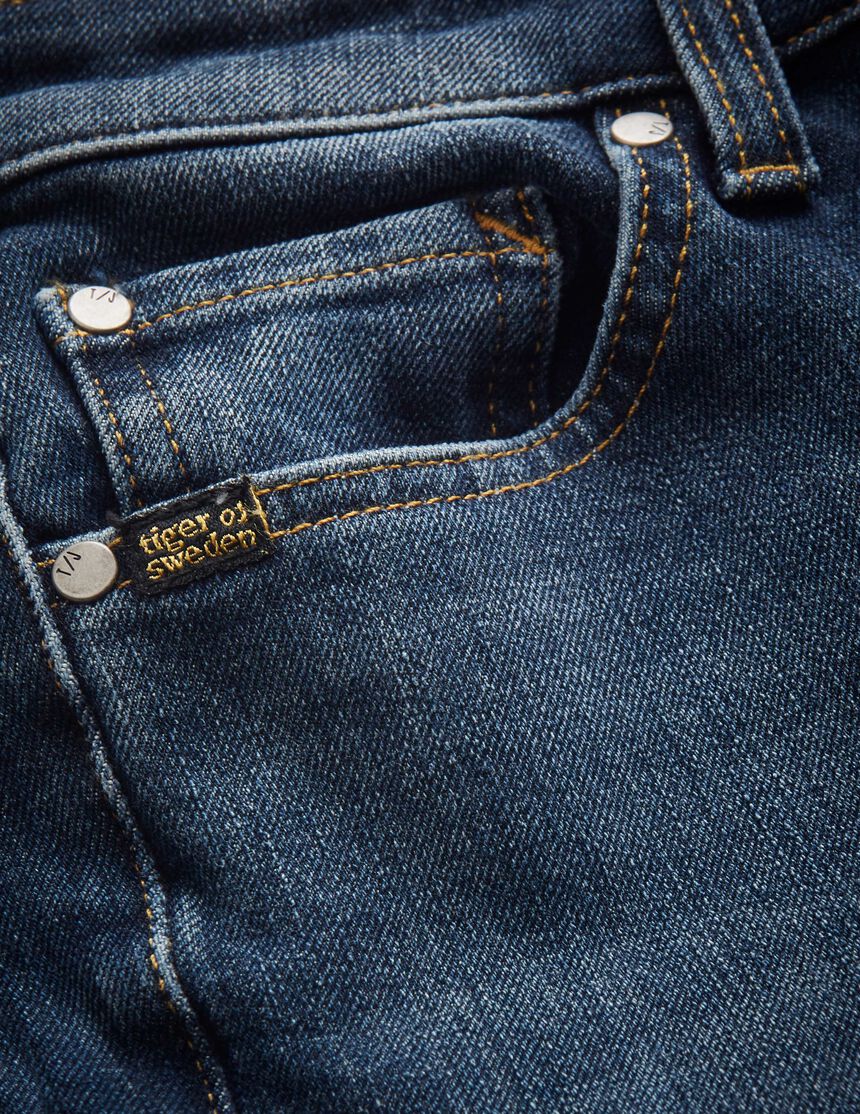 Slight jeans in Medium Blue from Tiger of Sweden Slight jeans in Medium Blue from Tiger of Sweden