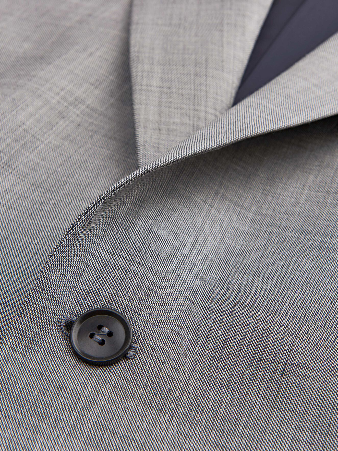 S.Jamonte Suit in Light grey melange from Tiger of Sweden S.Jamonte Suit in Light grey melange from Tiger of Sweden