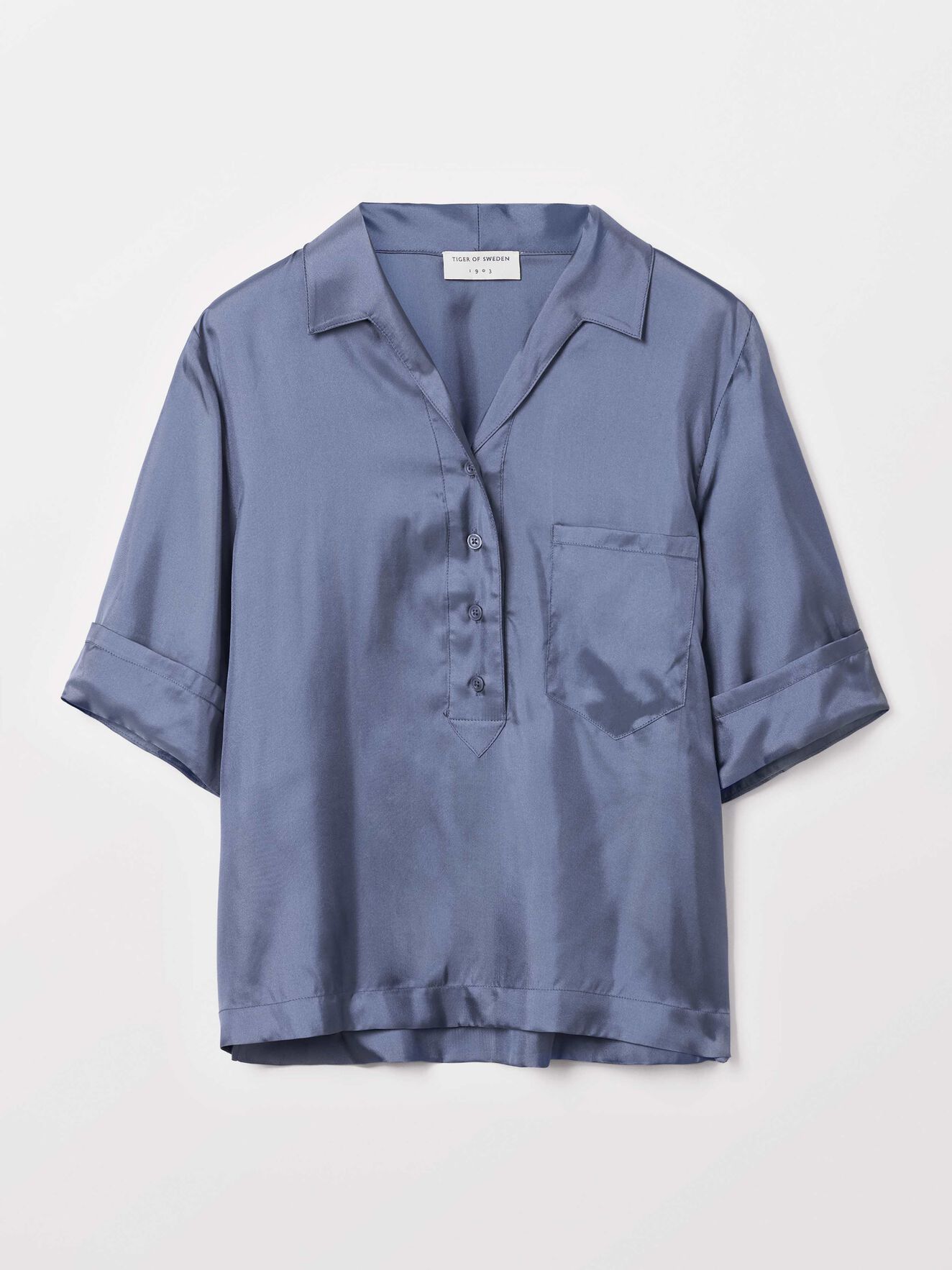 Shino Top in Soft blue from Tiger of Sweden Shino Top in Soft blue from Tiger of Sweden