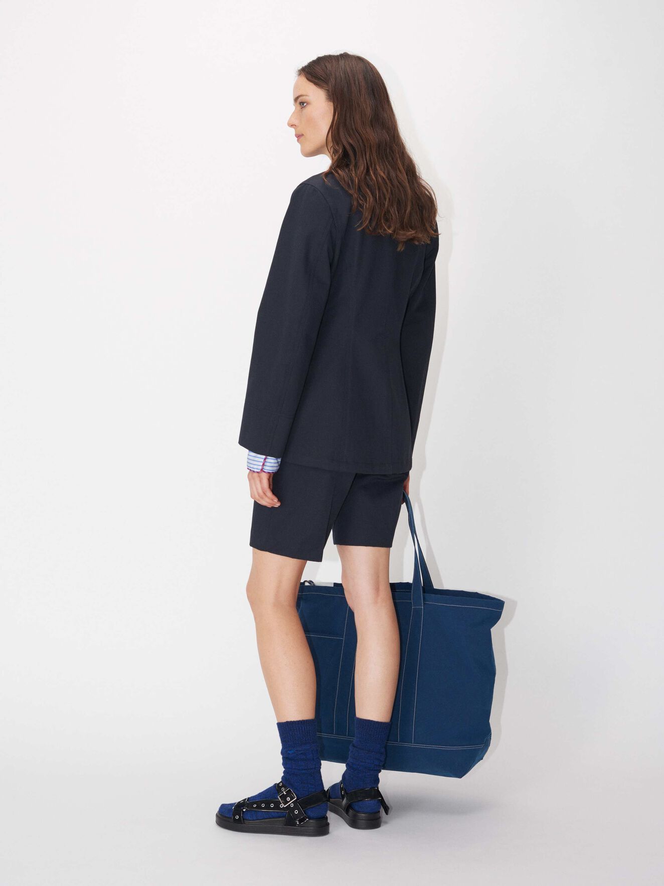 Pesari Shorts in Midnight blue from Tiger of Sweden Pesari Shorts in Midnight blue from Tiger of Sweden