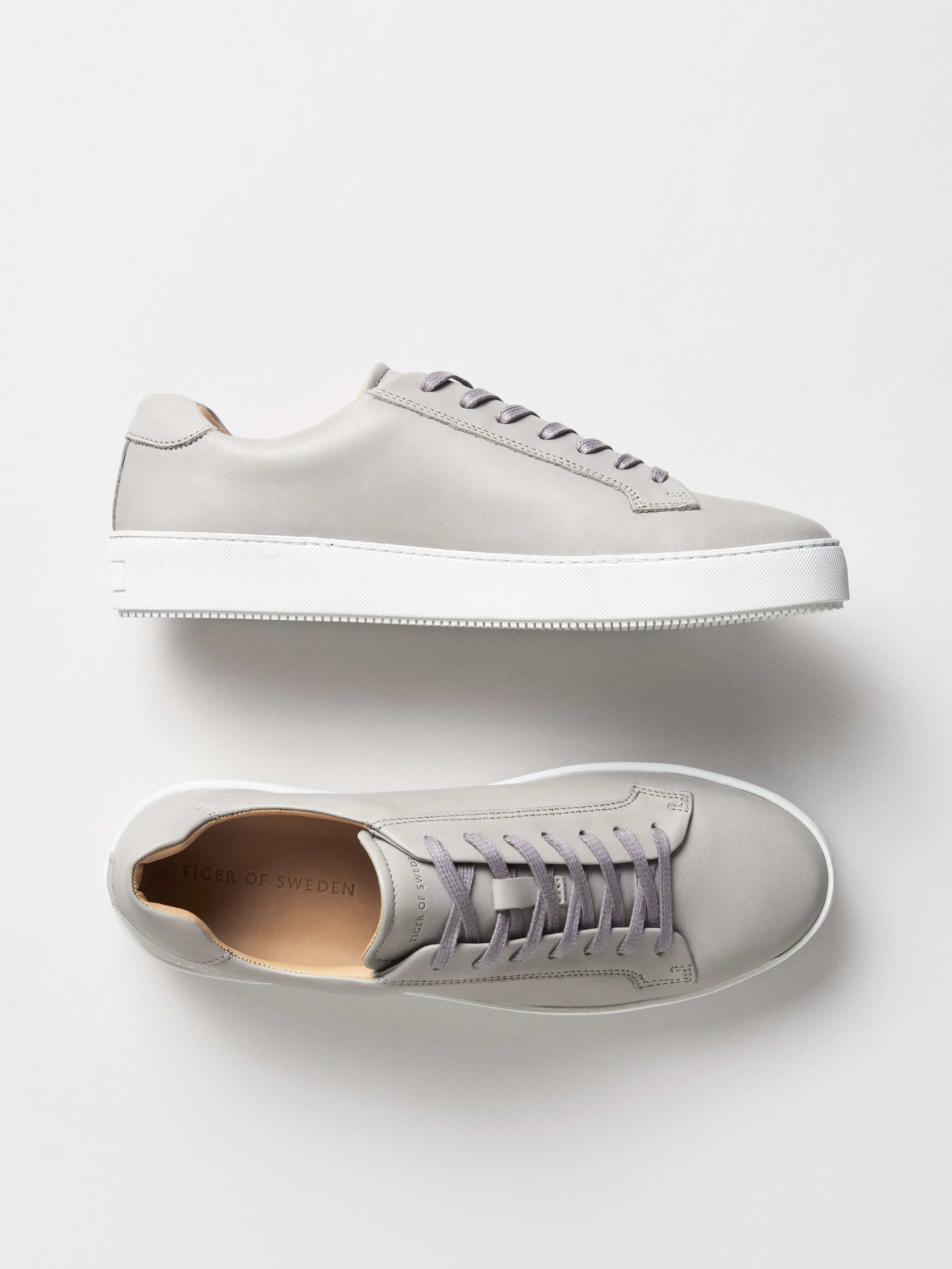 Tiger salas sneakers clearance
