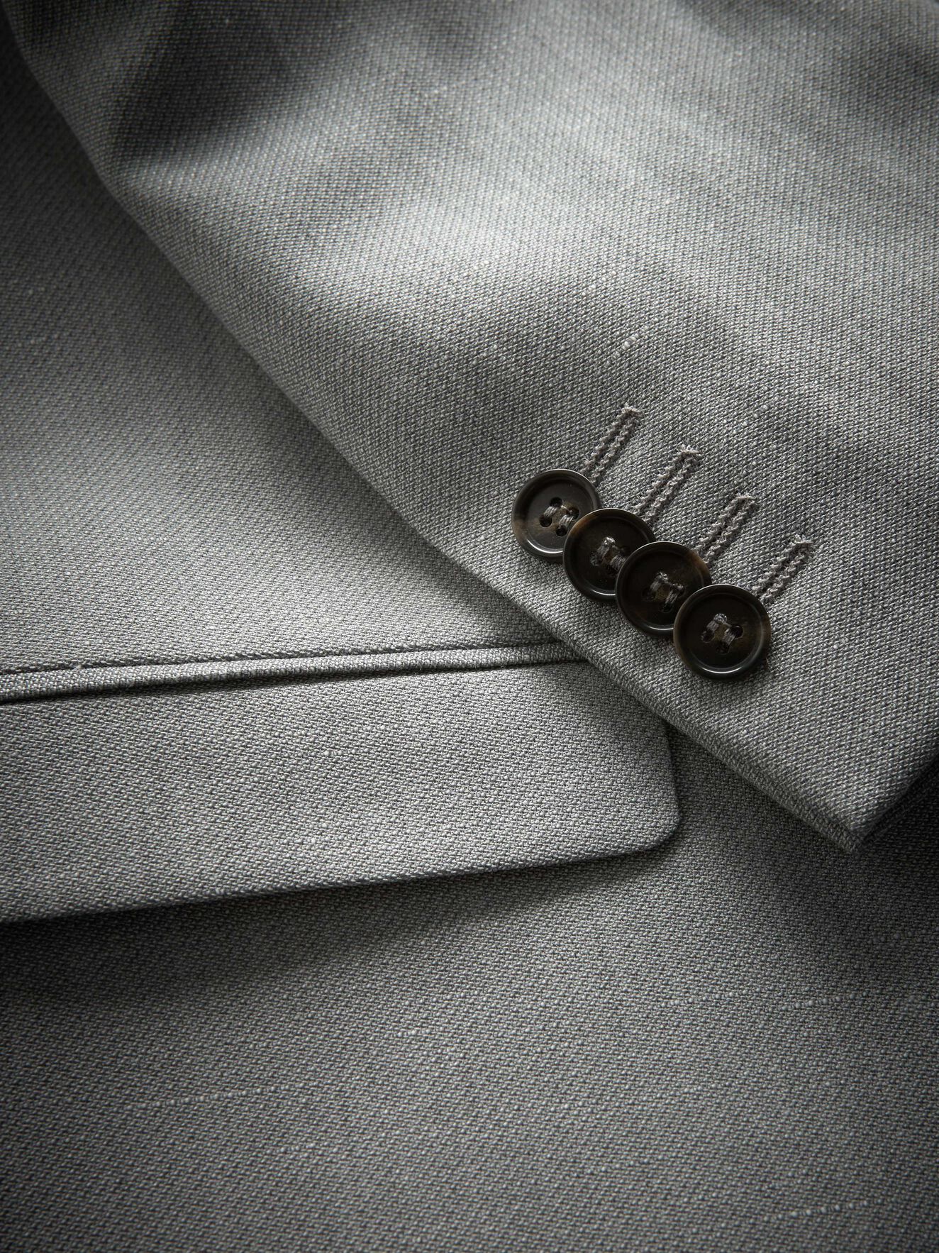 Jil 8 Suit in Light grey melange from Tiger of Sweden Jil 8 Suit in Light grey melange from Tiger of Sweden