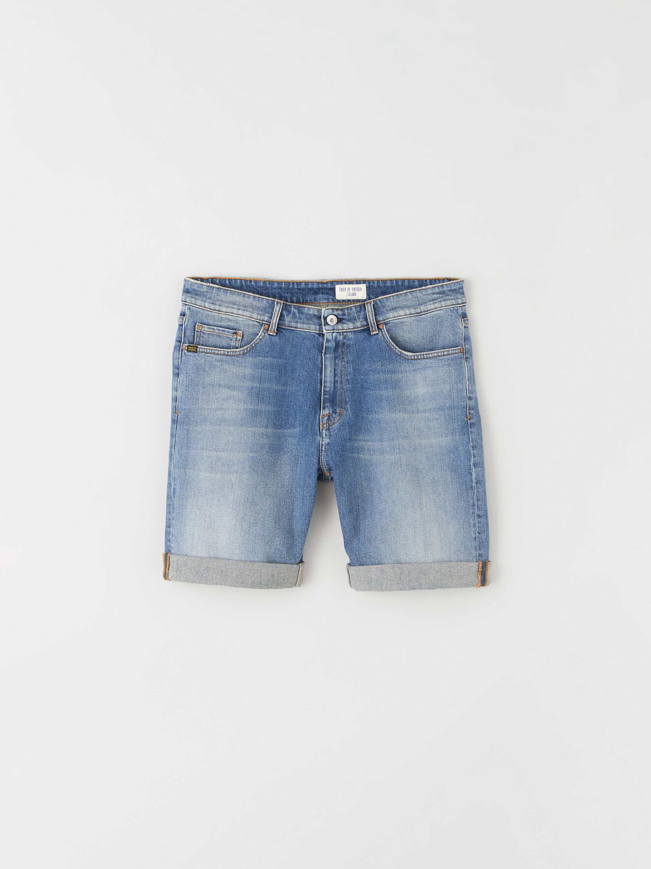 Ash Shorts in Dust blue from Tiger of Sweden Ash Shorts in Dust blue from Tiger of Sweden