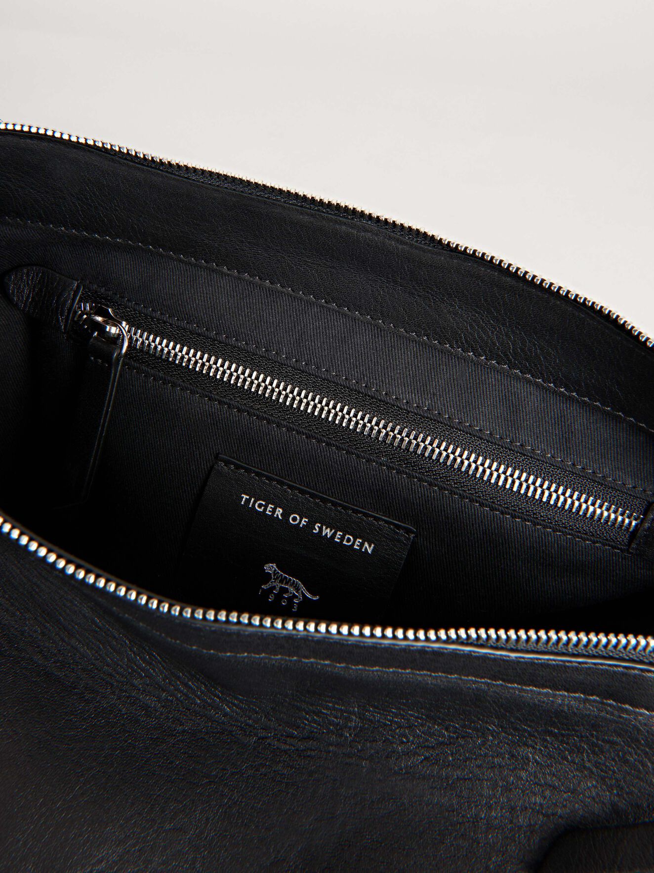 Bamosa Handtasche in Black from Tiger of Sweden Bamosa Handtasche in Black from Tiger of Sweden