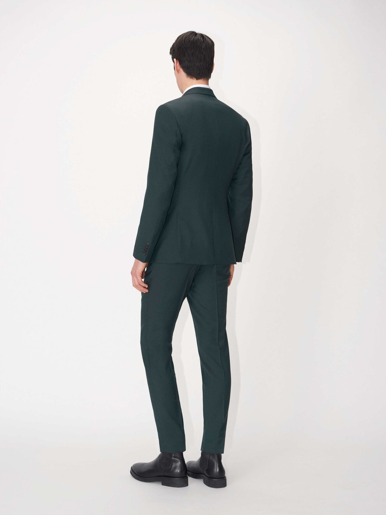 S.Jamonte Suit in Wood Green from Tiger of Sweden S.Jamonte Suit in Wood Green from Tiger of Sweden