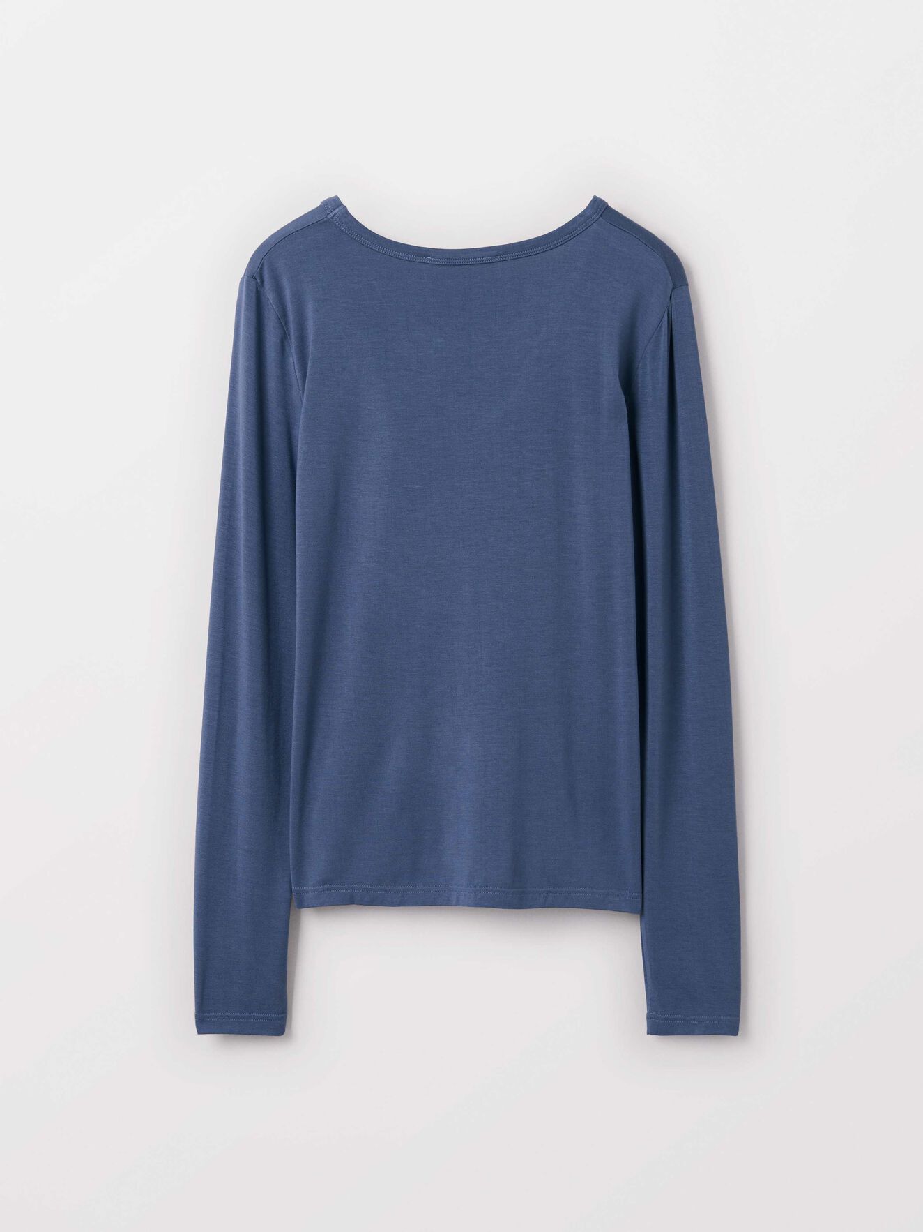 Hapalan T-Shirt in Soft blue from Tiger of Sweden Hapalan T-Shirt in Soft blue from Tiger of Sweden