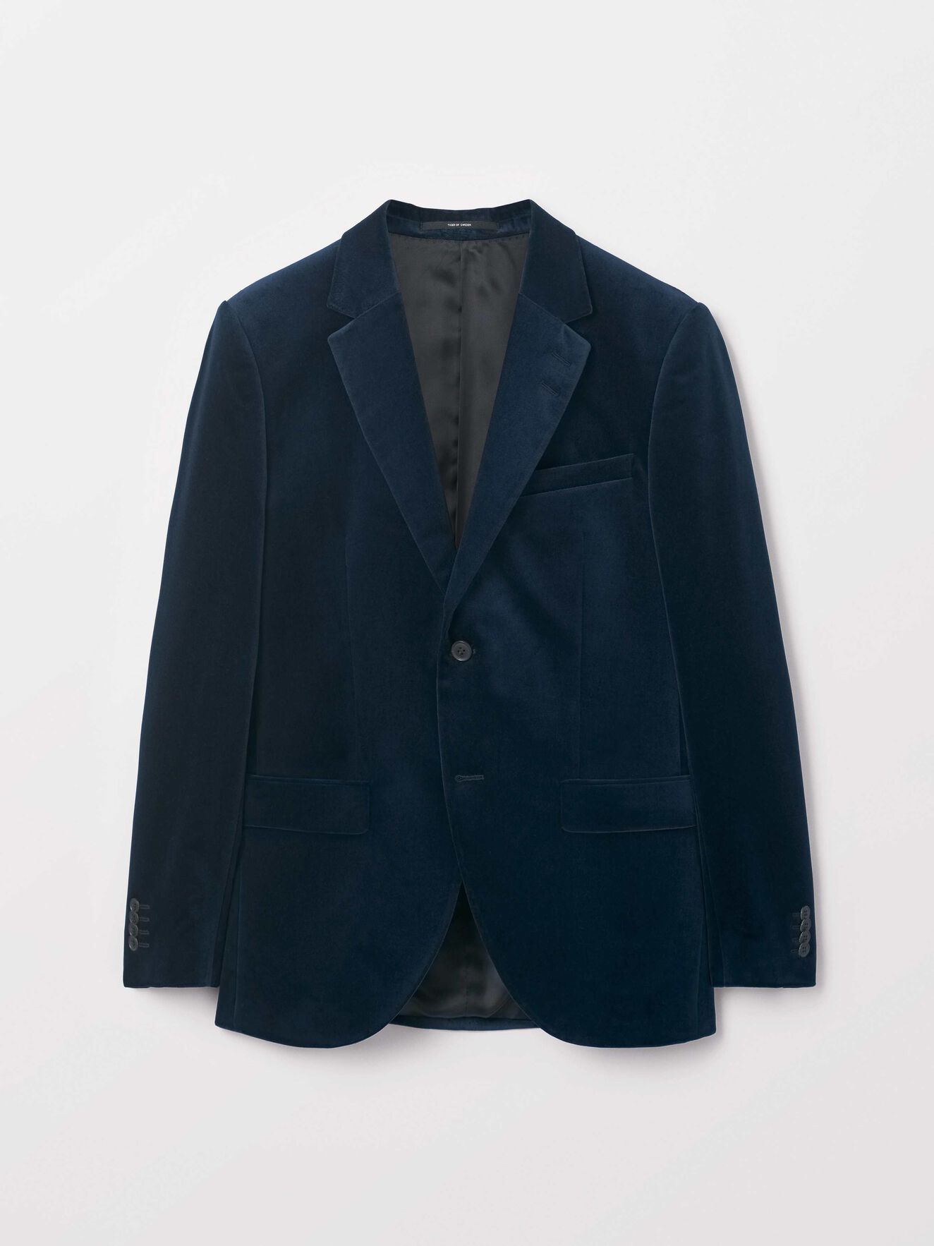 Jamonte Blazer in Blues from Tiger of Sweden Jamonte Blazer in Blues from Tiger of Sweden